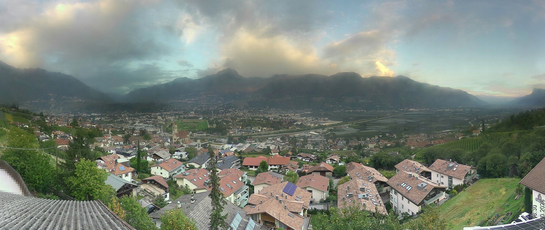 Archiv Foto Webcam Marling - Panorama