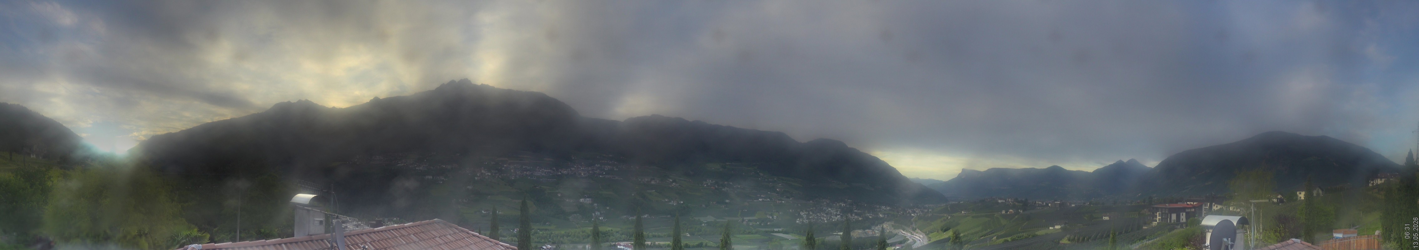 Archived image Webcam Schenna - South Tyrol