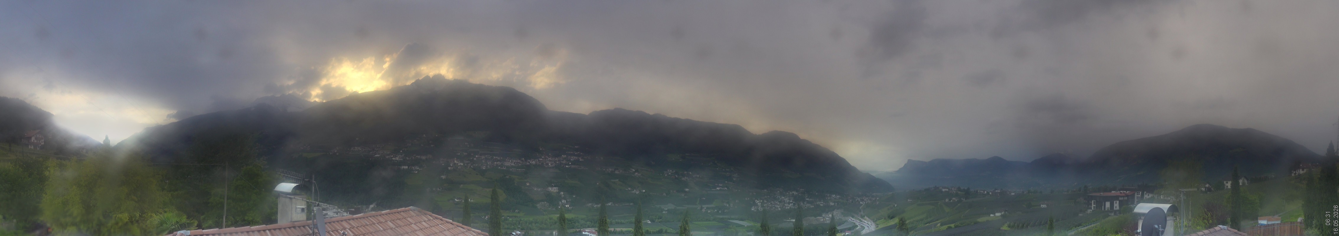 Archived image Webcam Schenna - South Tyrol