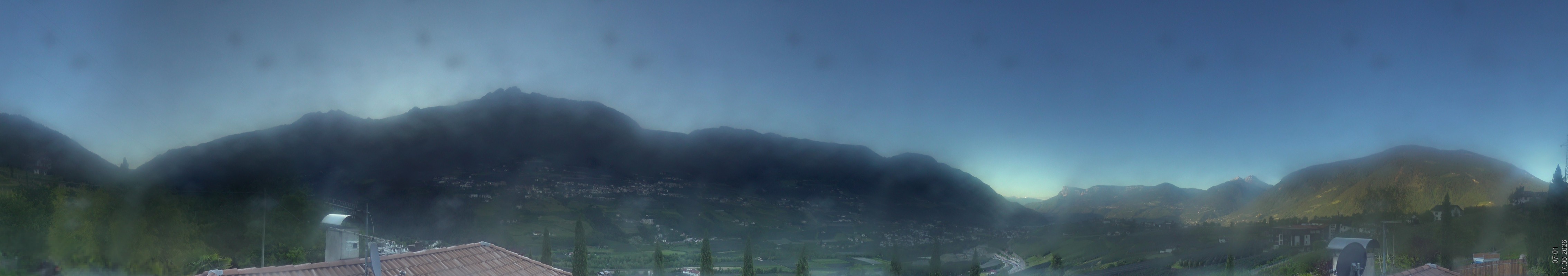 Archived image Webcam Schenna - South Tyrol