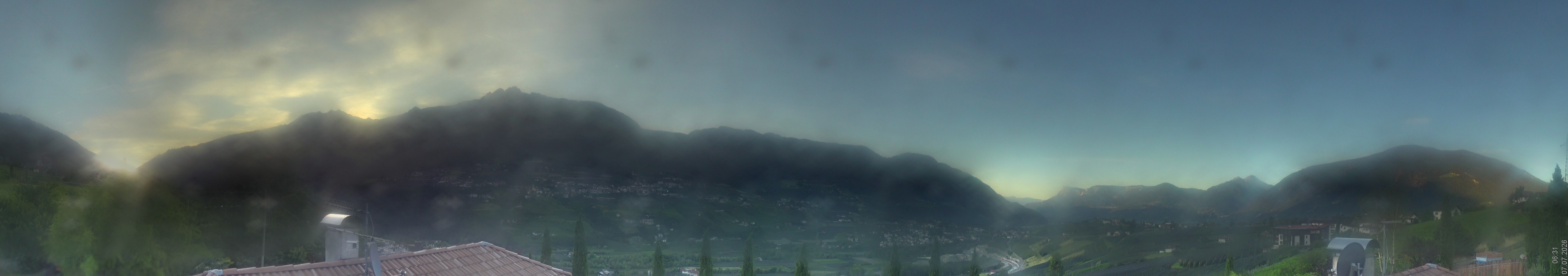Archived image Webcam Schenna - South Tyrol