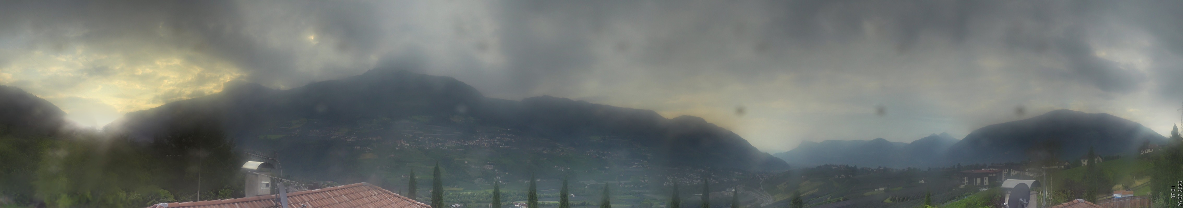 Archived image Webcam Schenna - South Tyrol