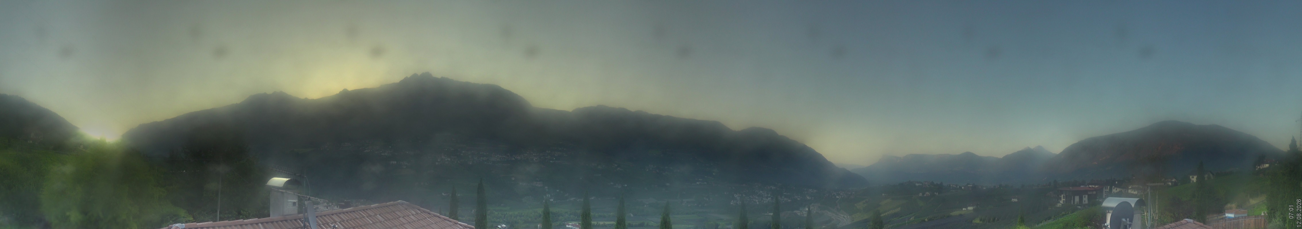Archived image Webcam Schenna - South Tyrol