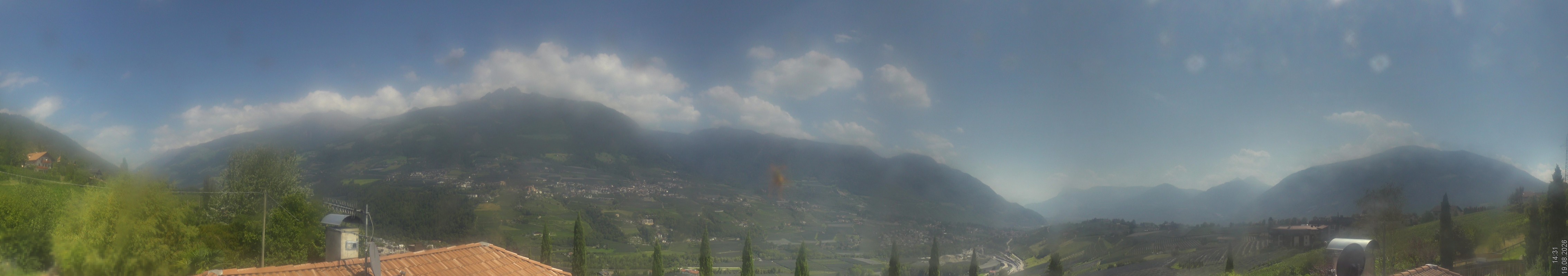 Archived image Webcam Schenna - South Tyrol