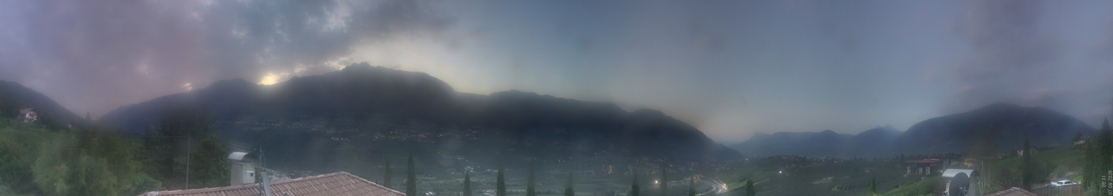 Archiv Foto Webcam Panorama Schenna