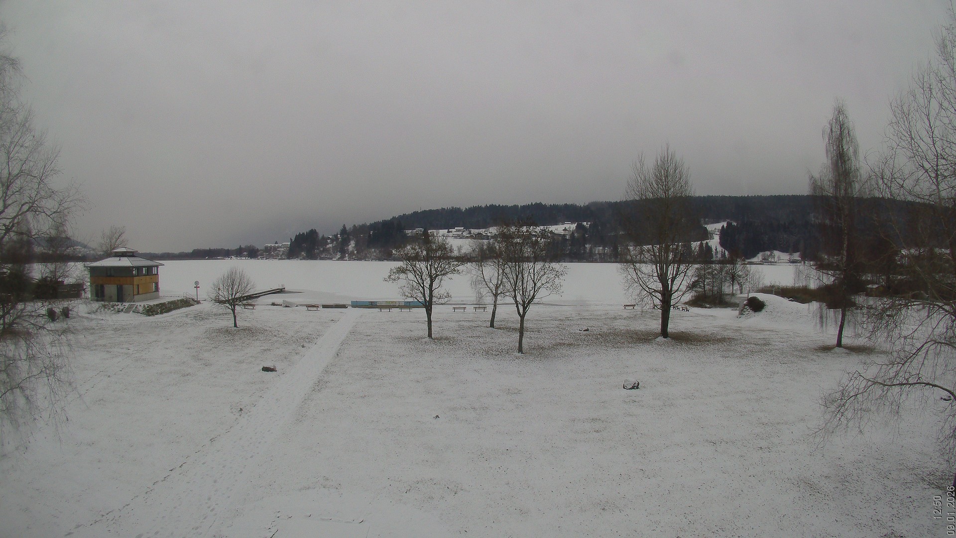 Archiv Foto Webcam am Strandbad Hermagor am Pressegger See in Kärnten - Österreich.