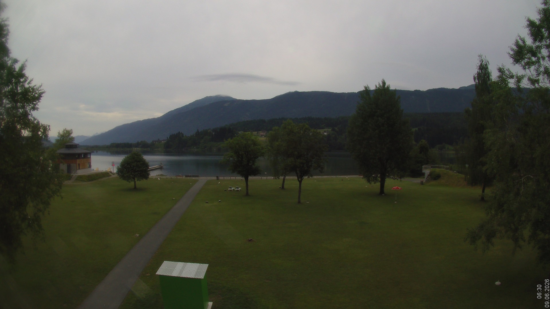 Archiv Foto Webcam am Strandbad Hermagor am Pressegger See in Kärnten - Österreich.