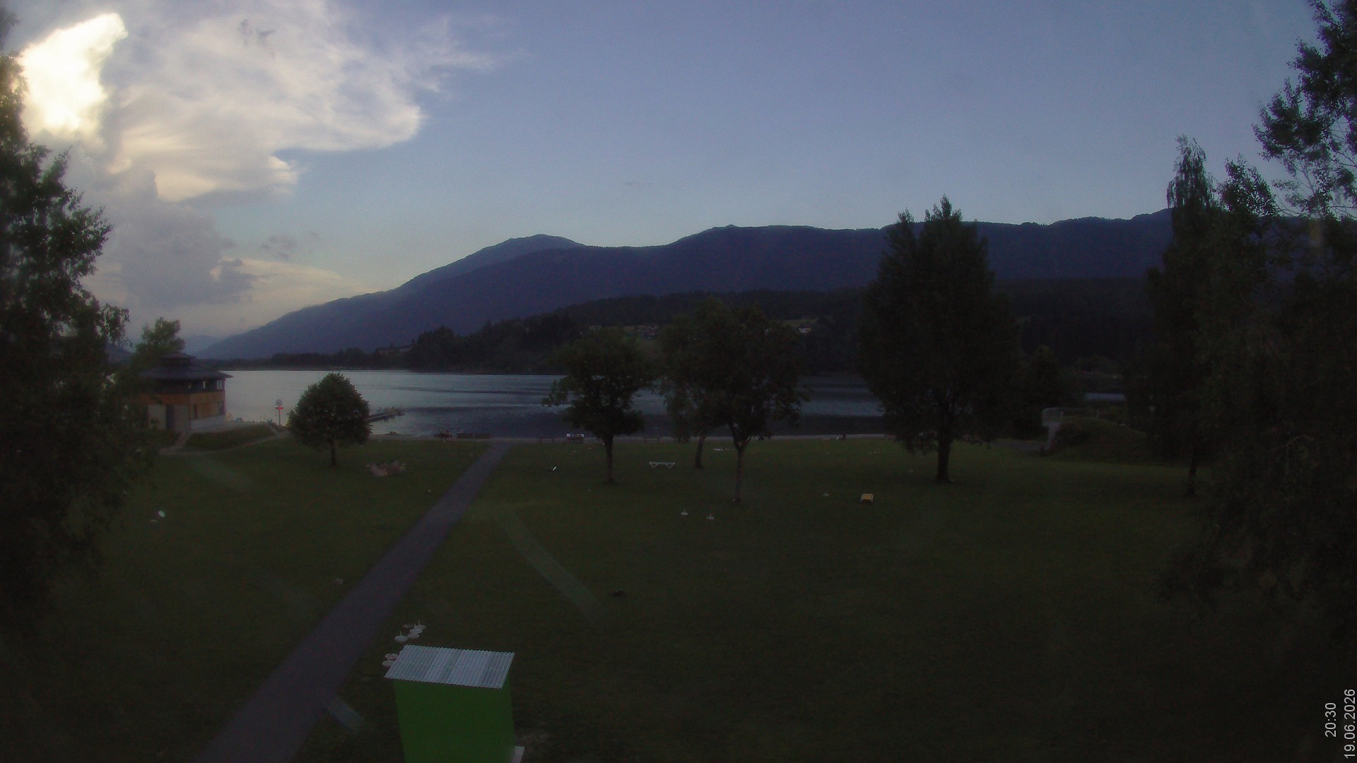 Archiv Foto Webcam am Strandbad Hermagor am Pressegger See in Kärnten - Österreich.
