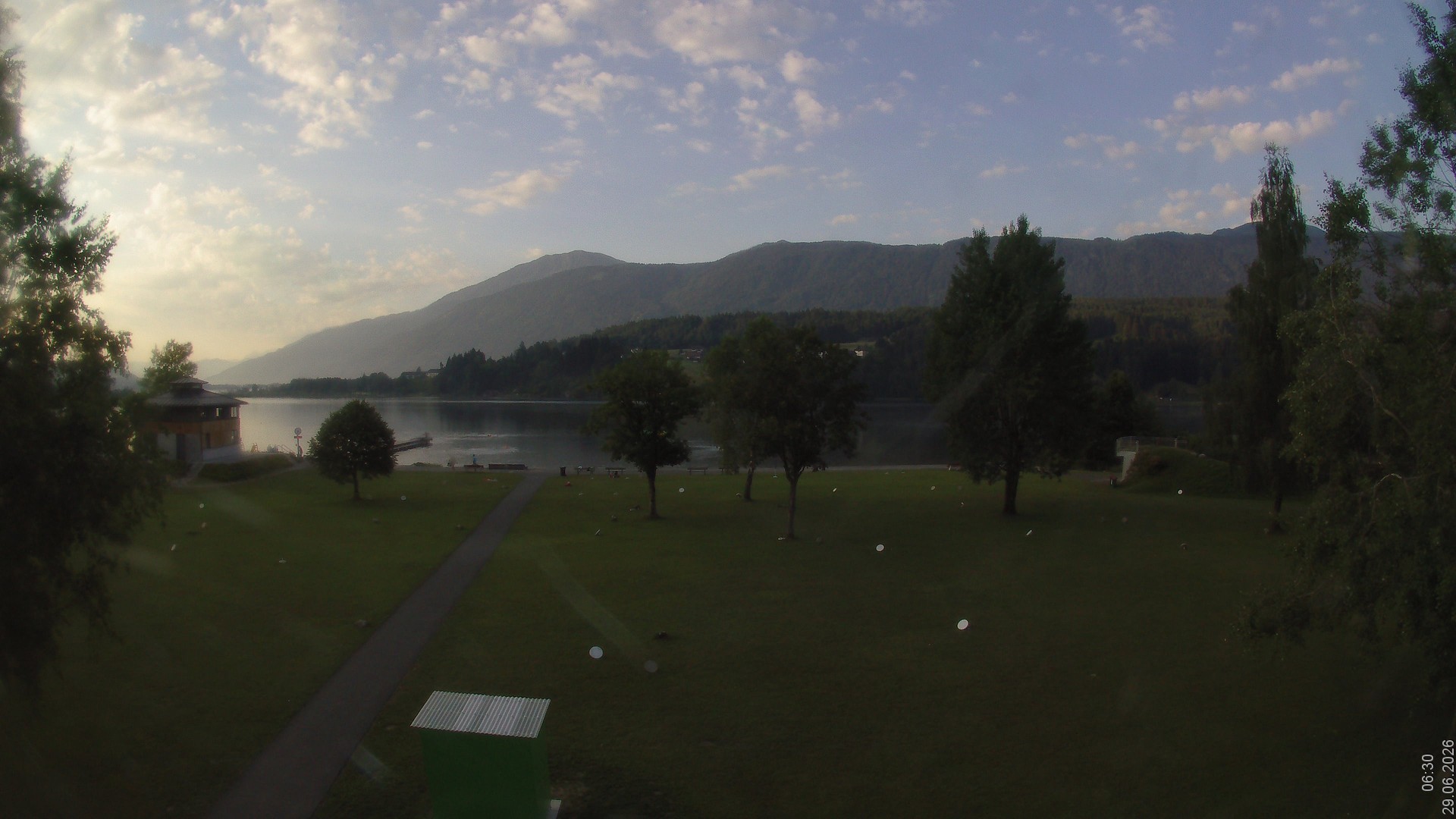 Archiv Foto Webcam am Strandbad Hermagor am Pressegger See in Kärnten - Österreich.