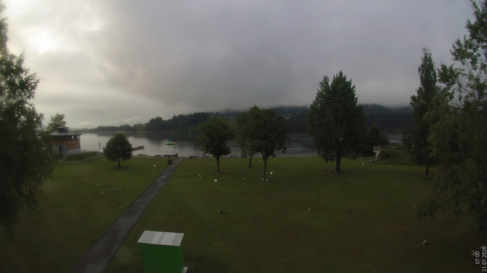 Archiv Foto Webcam am Strandbad Hermagor am Pressegger See in Kärnten - Österreich.