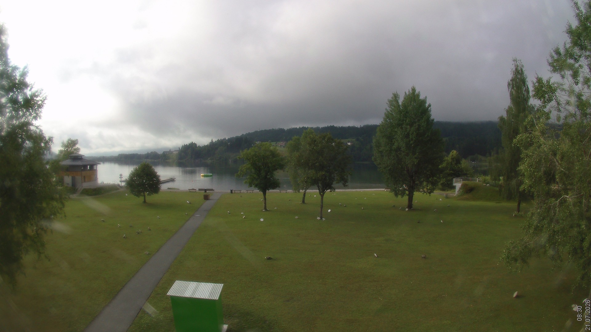 Archiv Foto Webcam am Strandbad Hermagor am Pressegger See in Kärnten - Österreich.