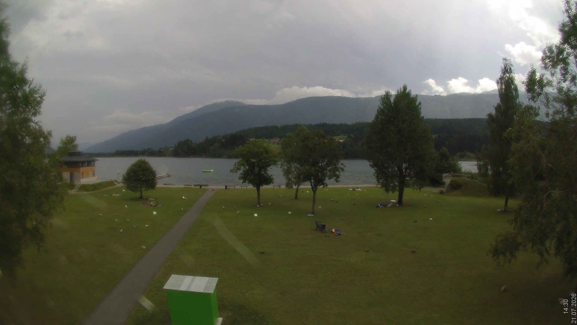 Archiv Foto Webcam am Strandbad Hermagor am Pressegger See in Kärnten - Österreich.