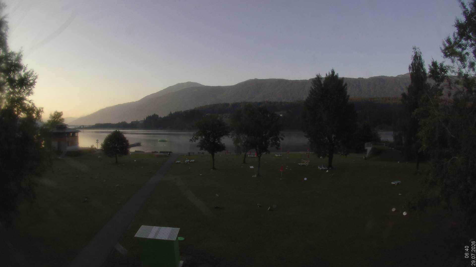 Archiv Foto Webcam am Strandbad Hermagor am Pressegger See in Kärnten - Österreich.