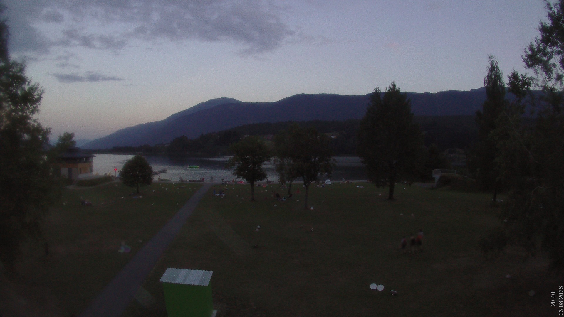 Archiv Foto Webcam am Strandbad Hermagor am Pressegger See in Kärnten - Österreich.