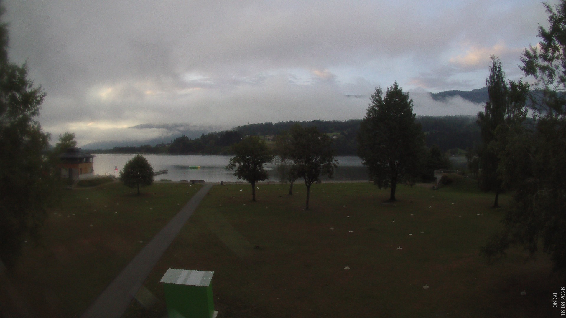 Archiv Foto Webcam am Strandbad Hermagor am Pressegger See in Kärnten - Österreich.