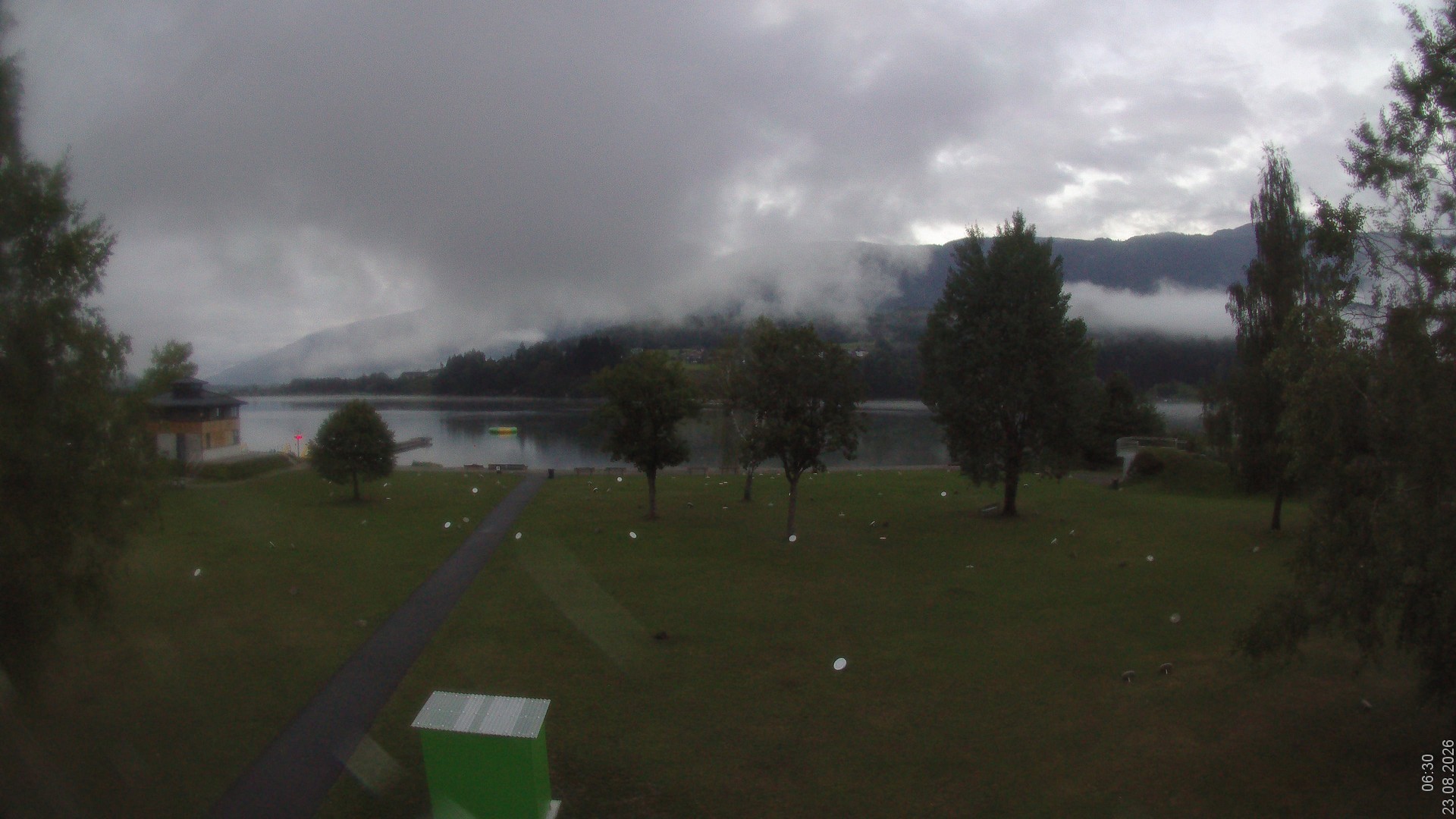 Archiv Foto Webcam am Strandbad Hermagor am Pressegger See in Kärnten - Österreich.