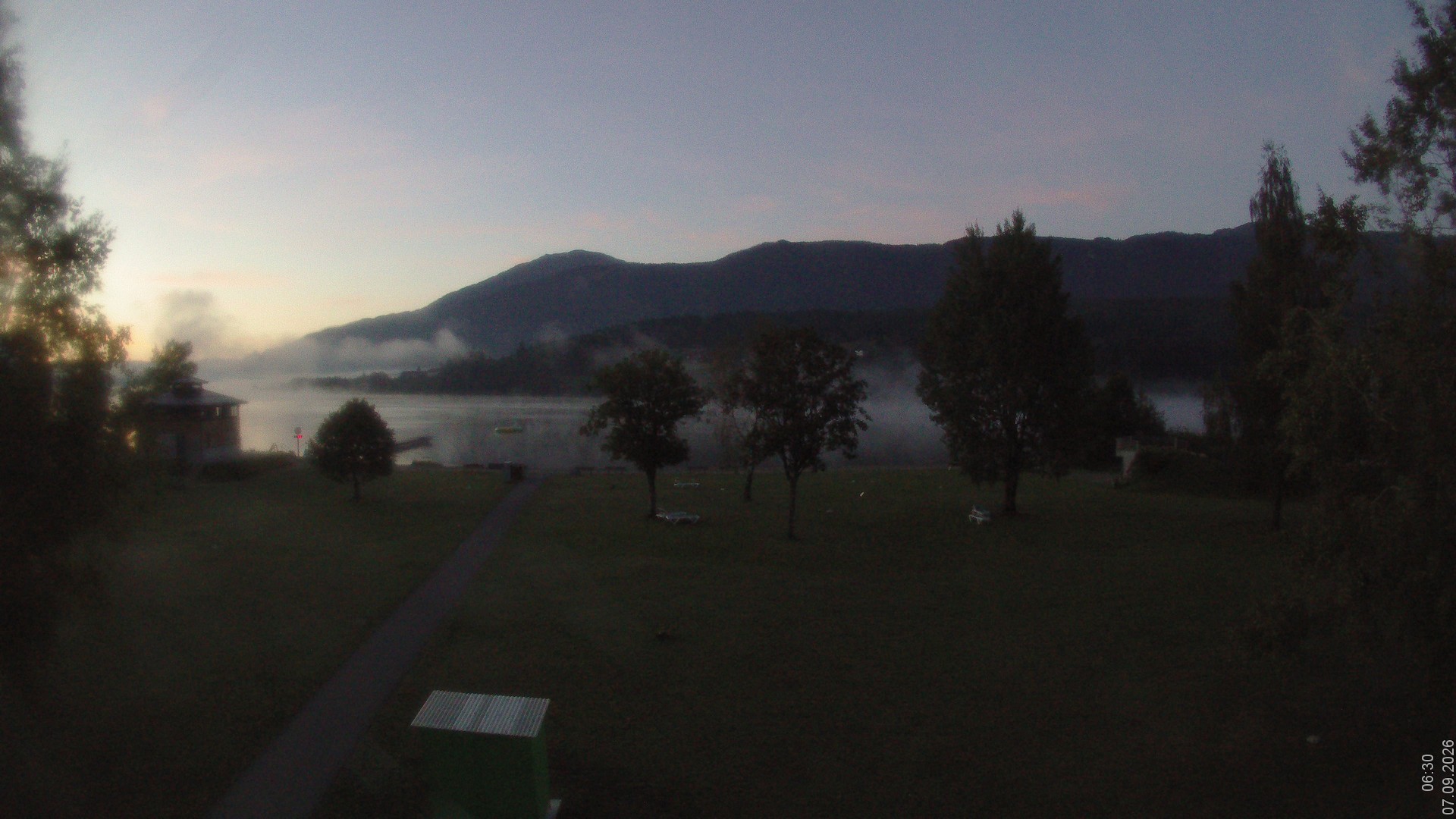 Archiv Foto Webcam am Strandbad Hermagor am Pressegger See in Kärnten - Österreich.