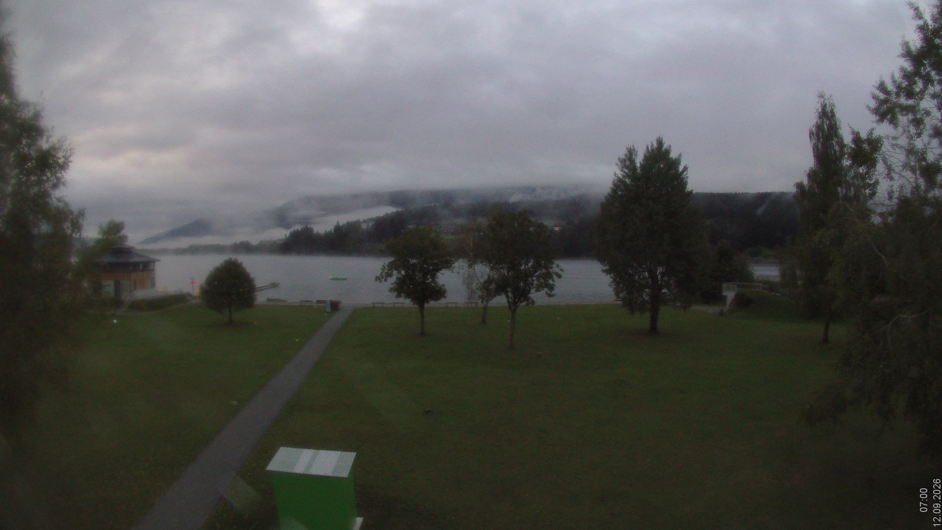 Archiv Foto Webcam am Strandbad Hermagor am Pressegger See in Kärnten - Österreich.