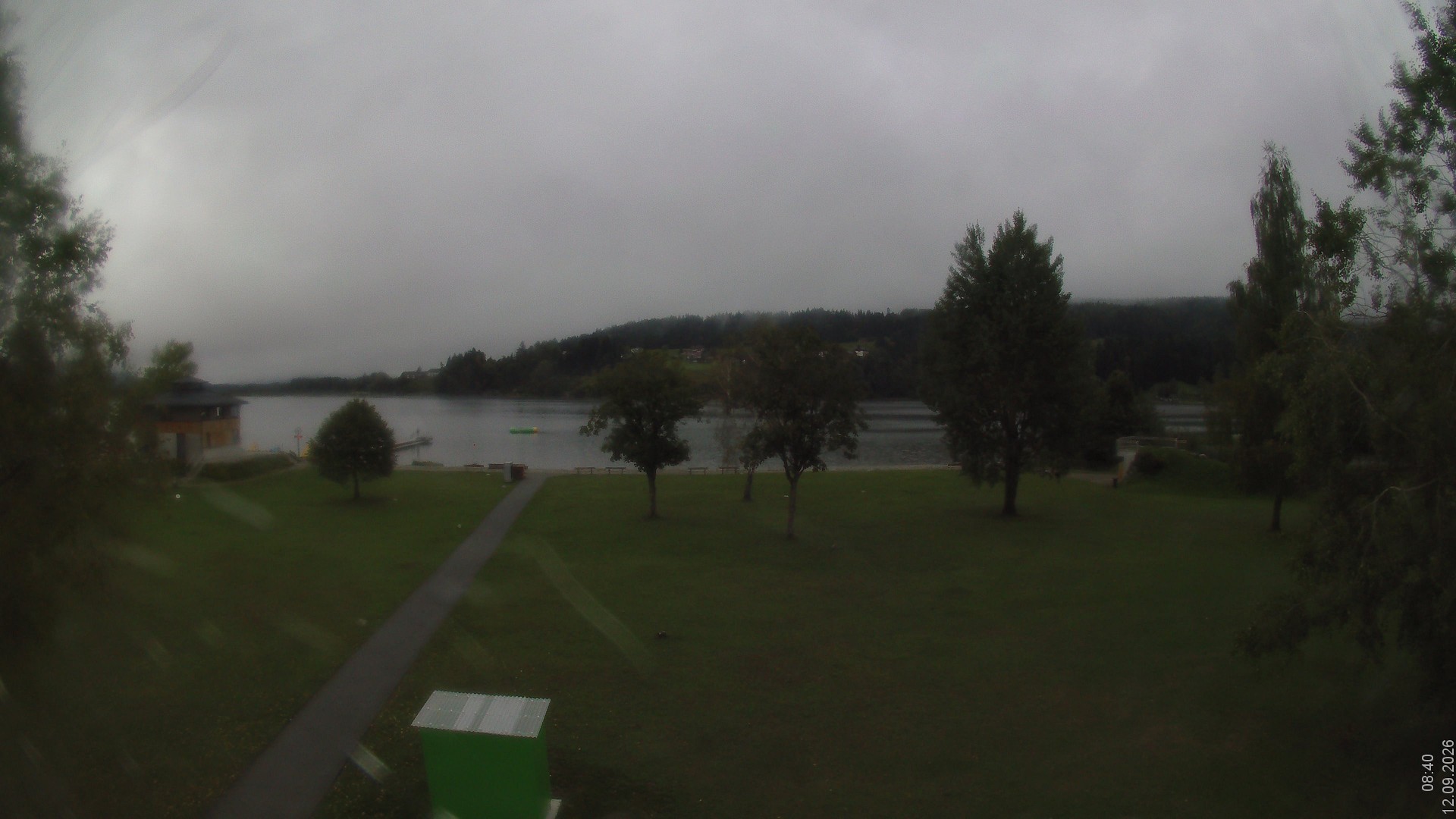 Archiv Foto Webcam am Strandbad Hermagor am Pressegger See in Kärnten - Österreich.