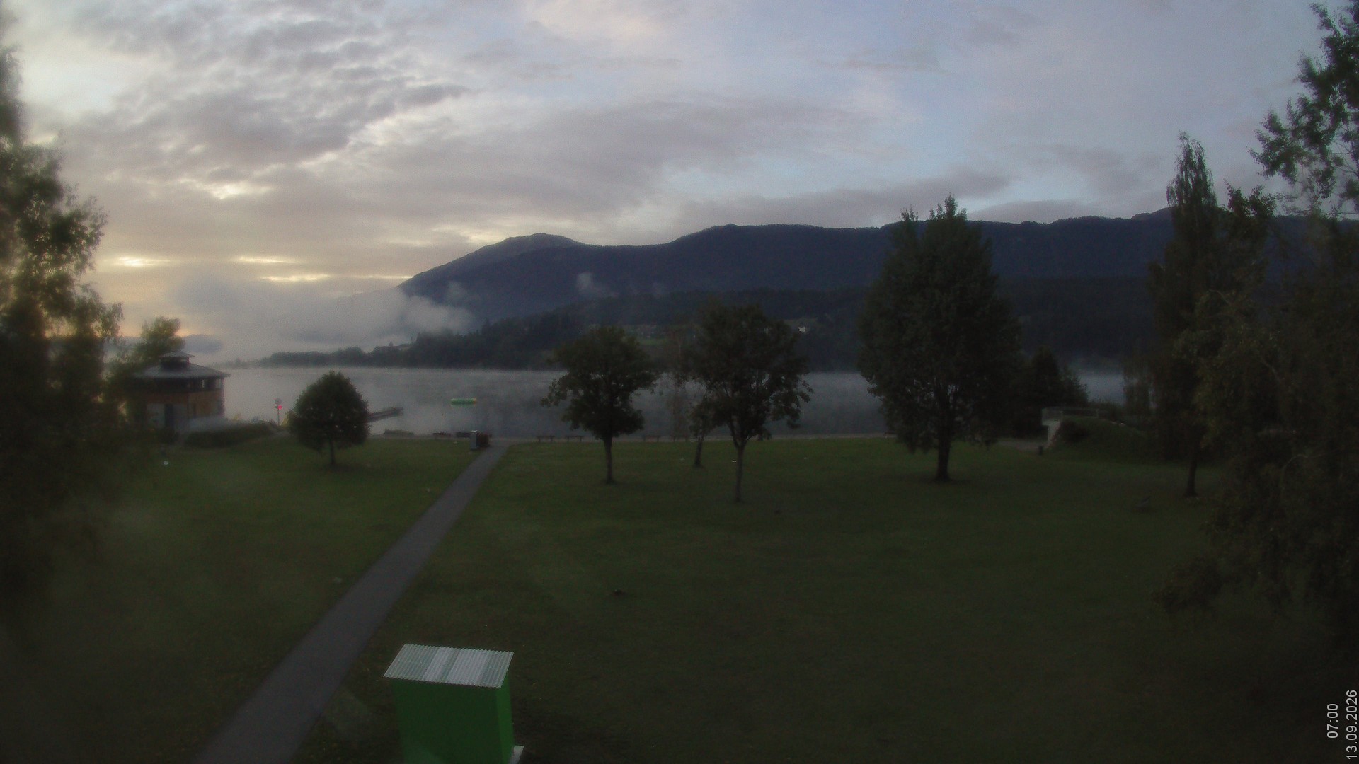 Archiv Foto Webcam am Strandbad Hermagor am Pressegger See in Kärnten - Österreich.