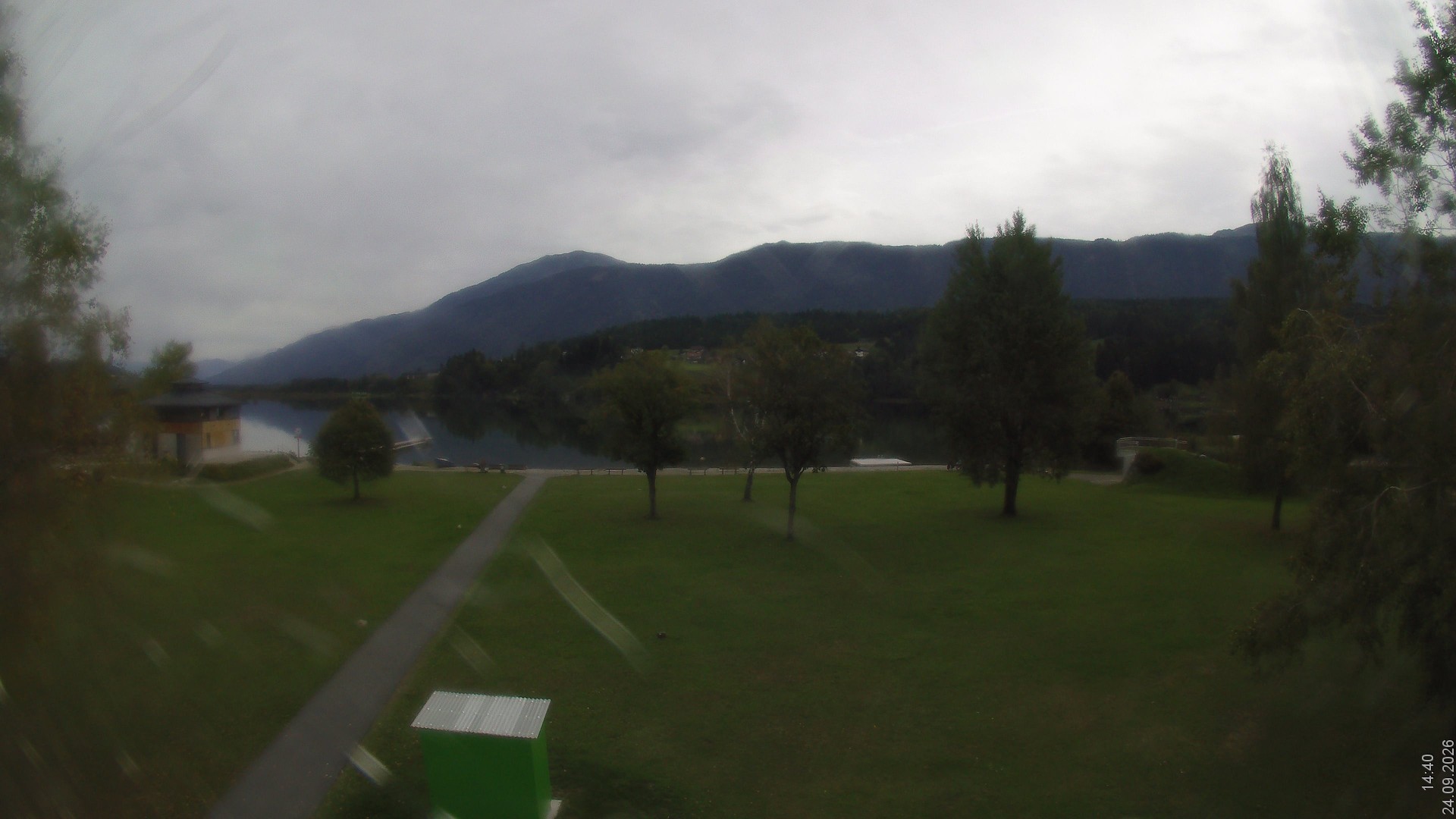 Archiv Foto Webcam am Strandbad Hermagor am Pressegger See in Kärnten - Österreich.