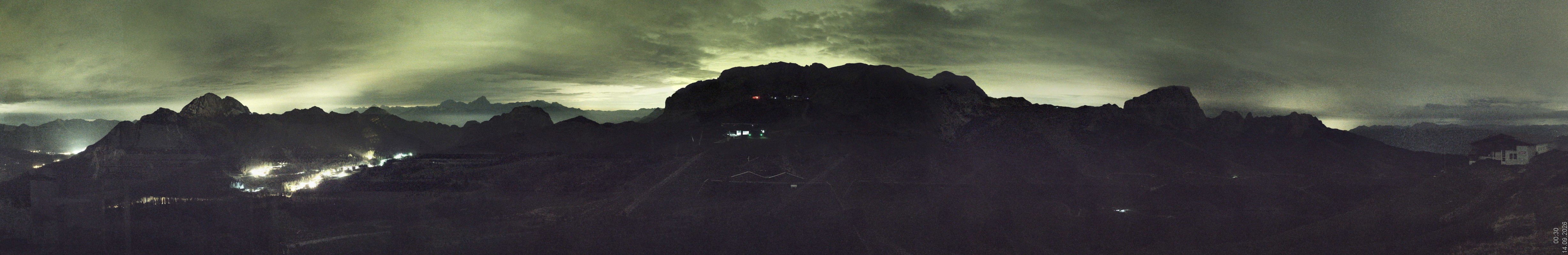 Archiv Foto Webcam Panoramablick Tressdorfer Höhe