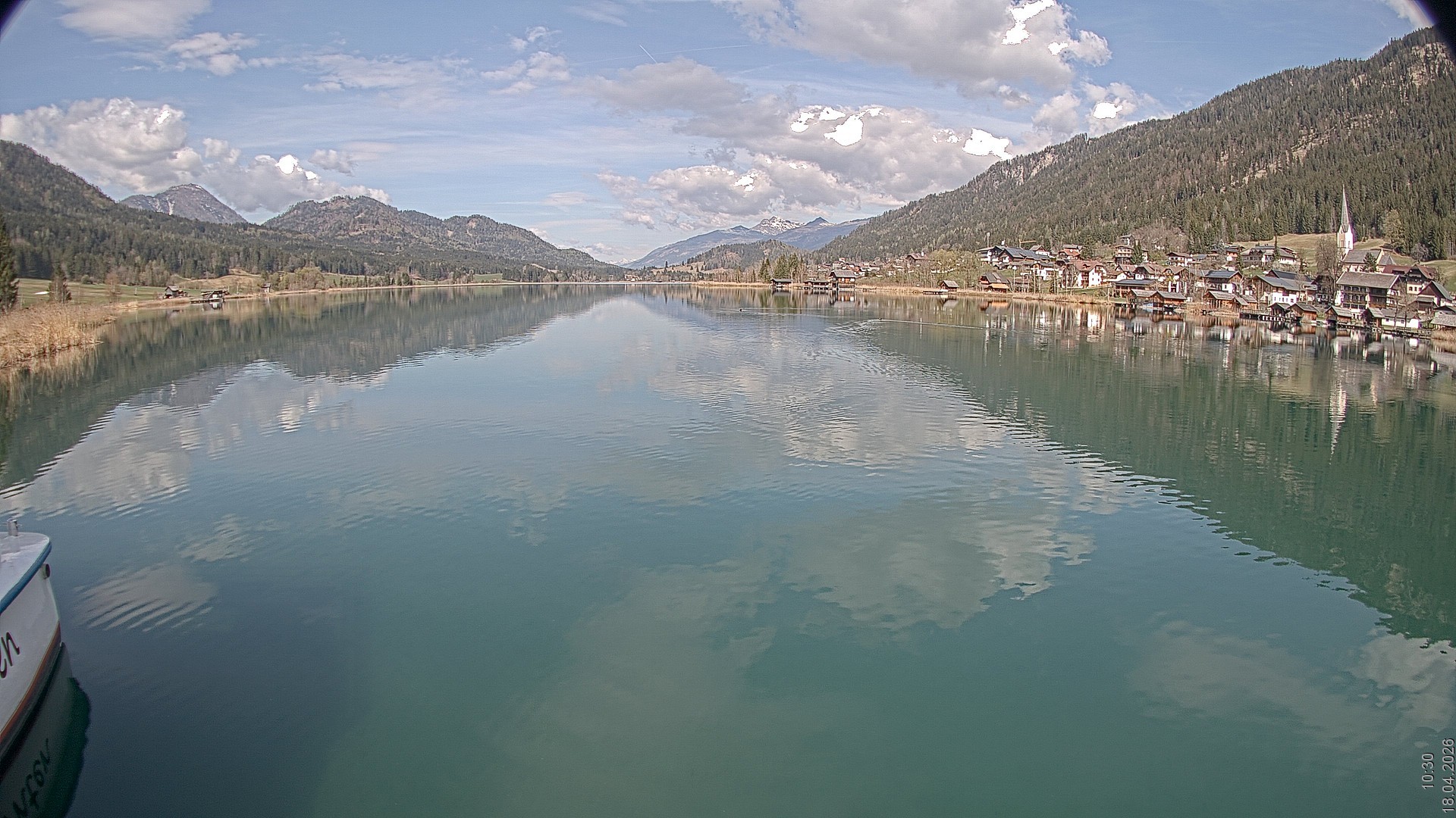 Archived image Webcam View of Lake Weissensee