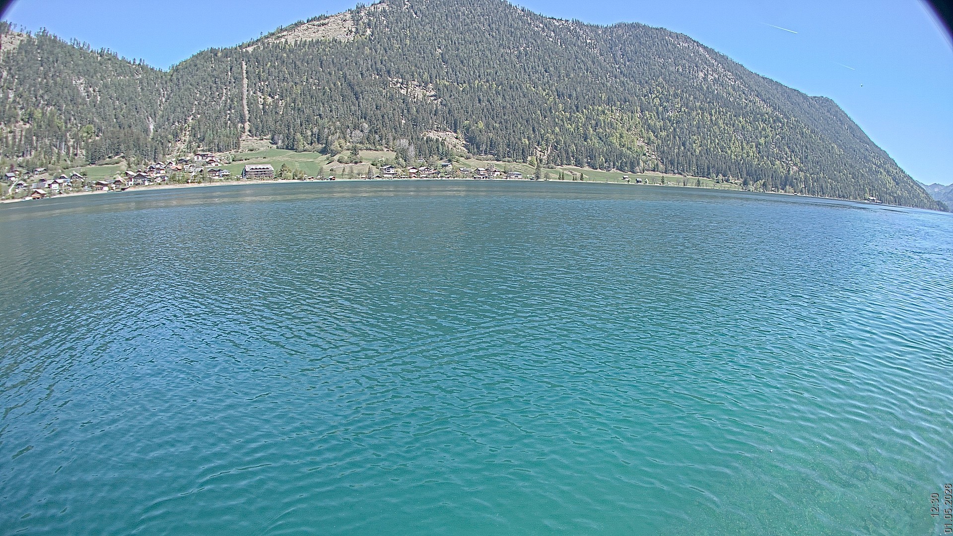 Archiv Foto Webcam Blick über den Weissensee in Kärnten