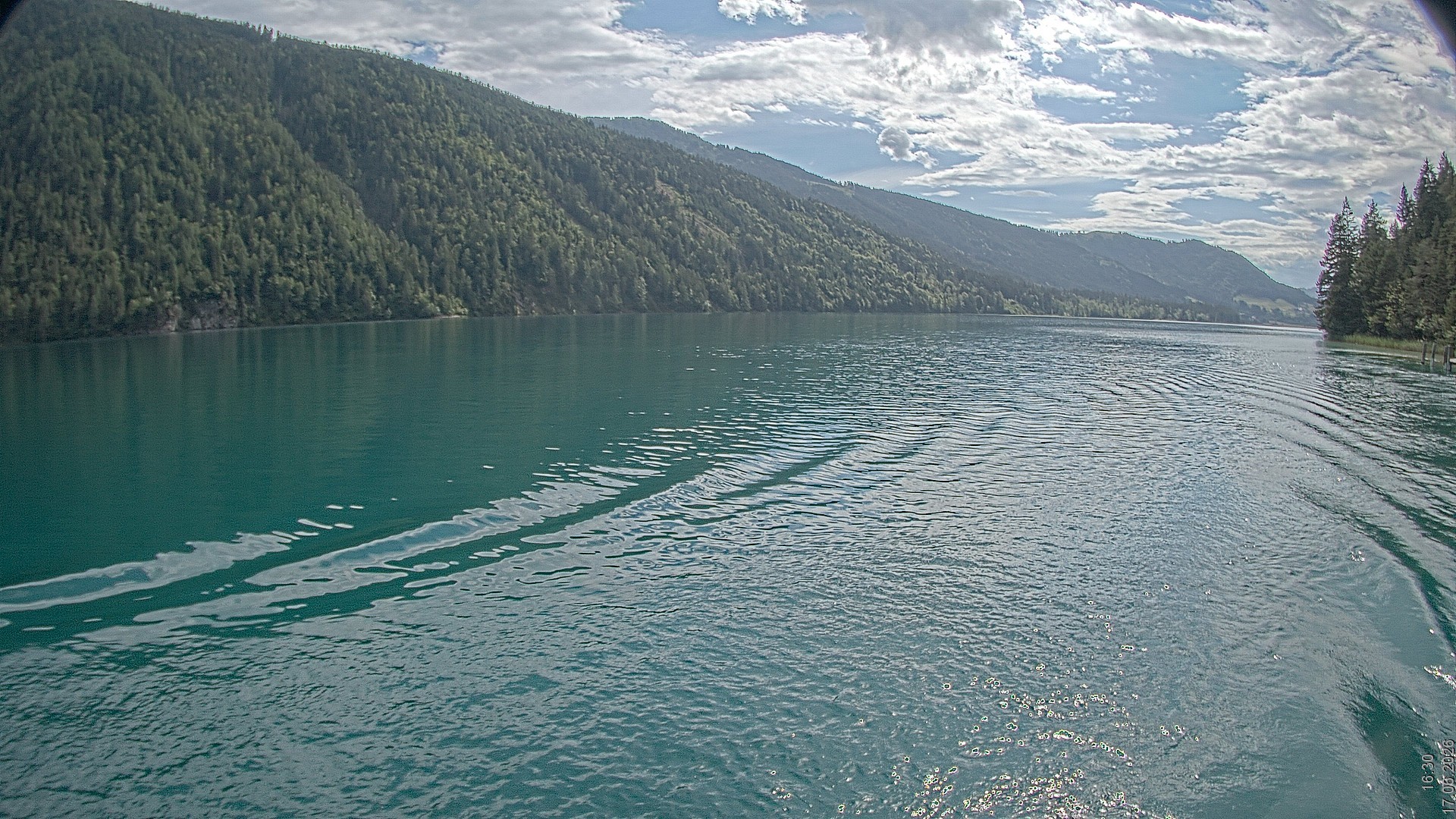 Archiv Foto Webcam Blick über den Weissensee in Kärnten