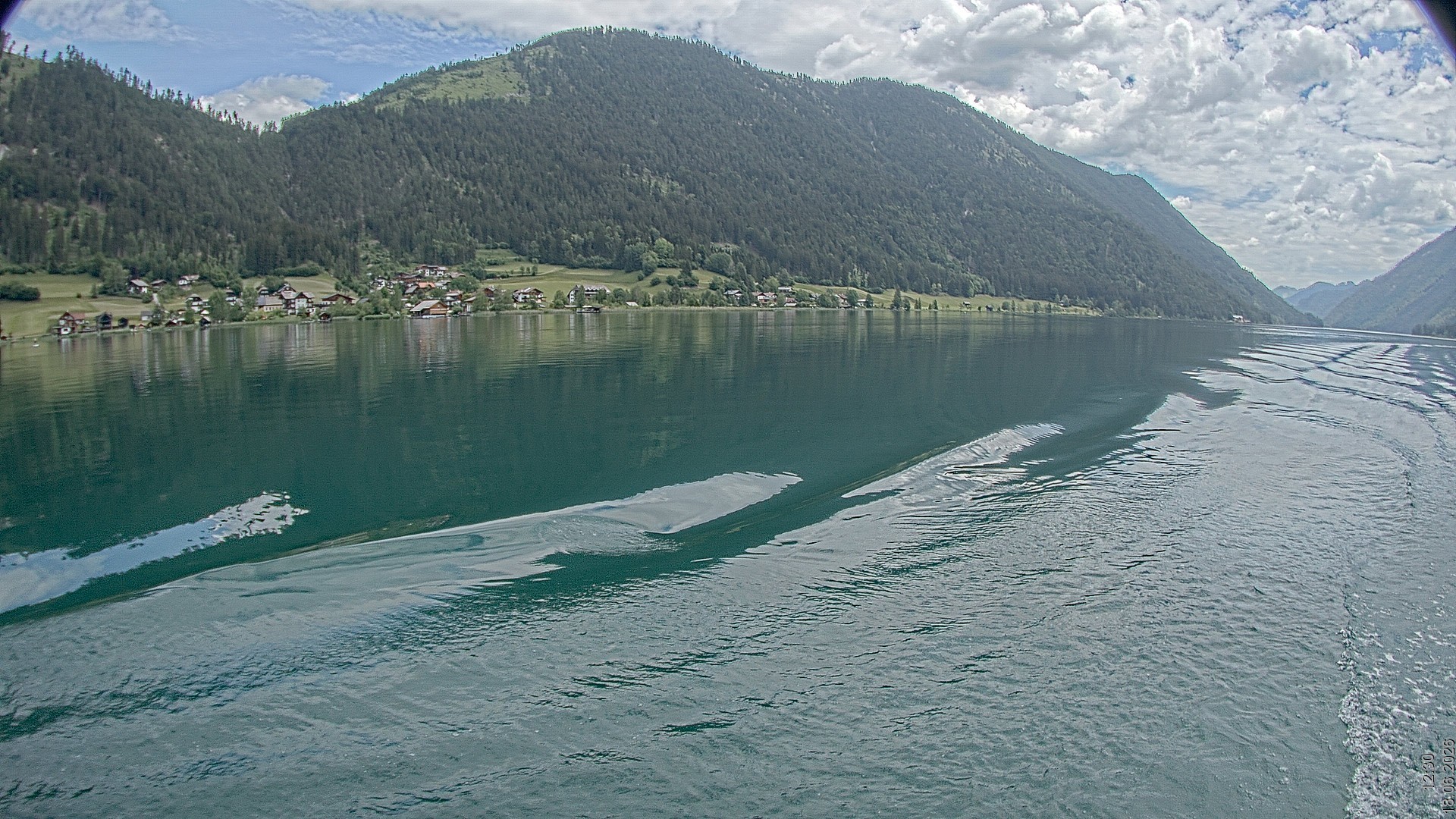 Archiv Foto Webcam Blick über den Weissensee in Kärnten