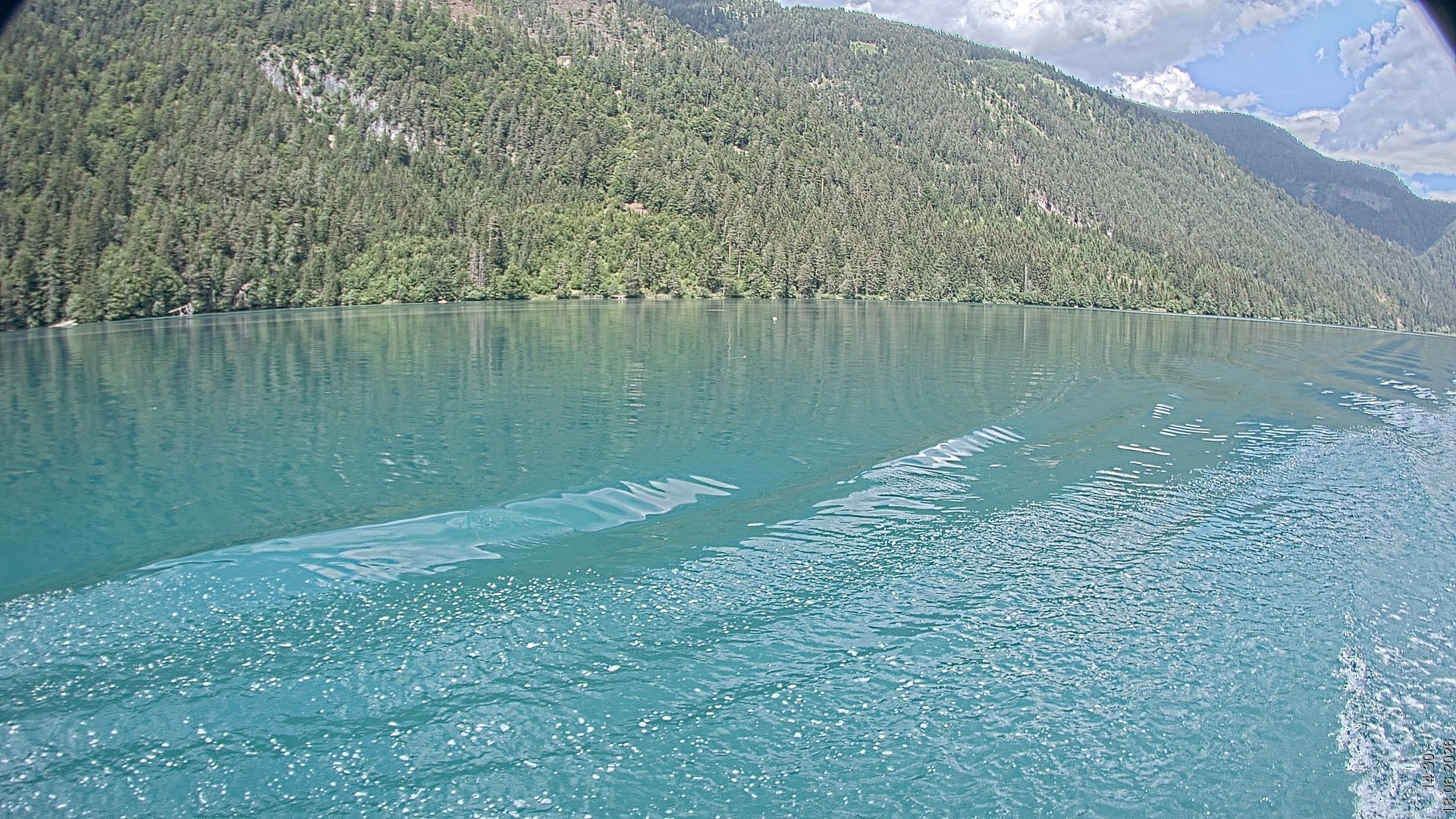 Archiv Foto Webcam Blick über den Weissensee in Kärnten