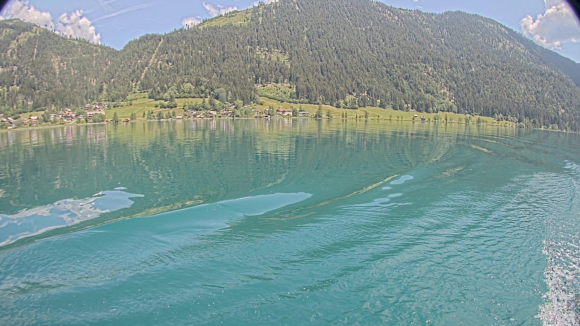 Archiv Foto Webcam Blick über den Weissensee in Kärnten