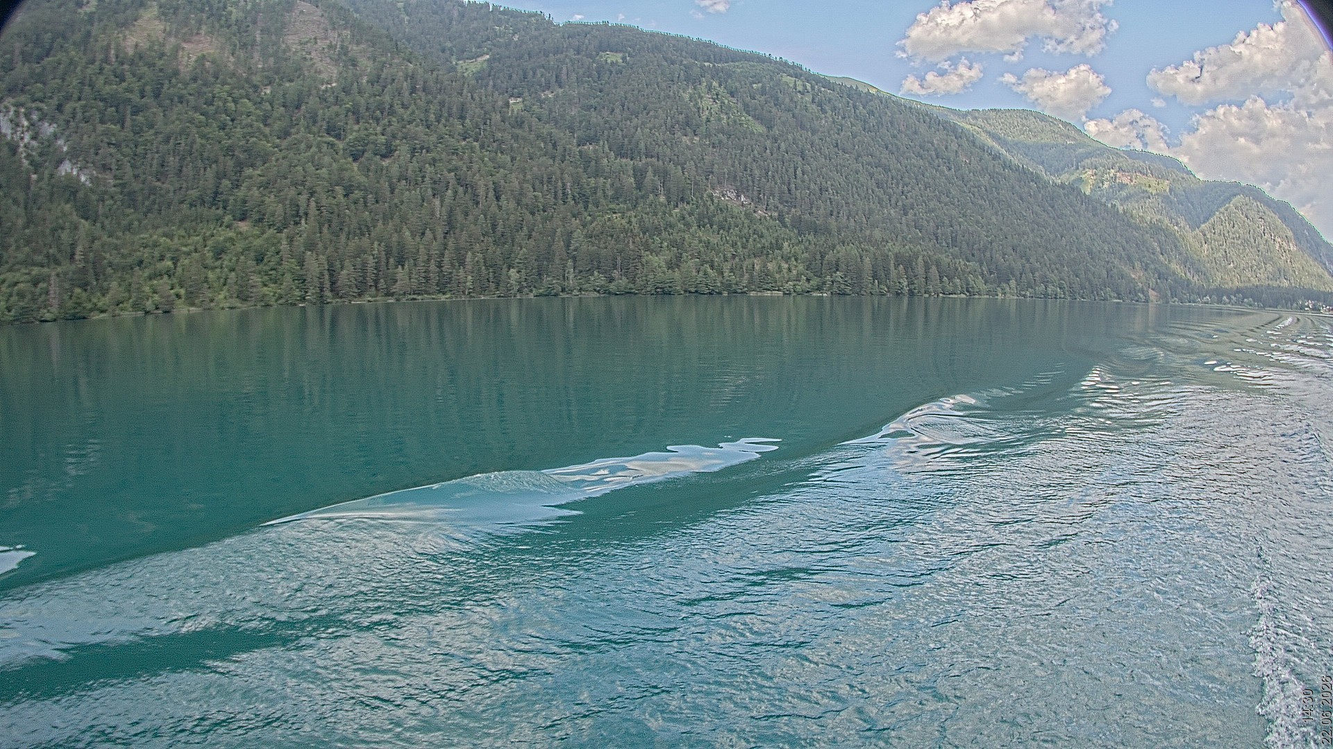 Archiv Foto Webcam Blick über den Weissensee in Kärnten