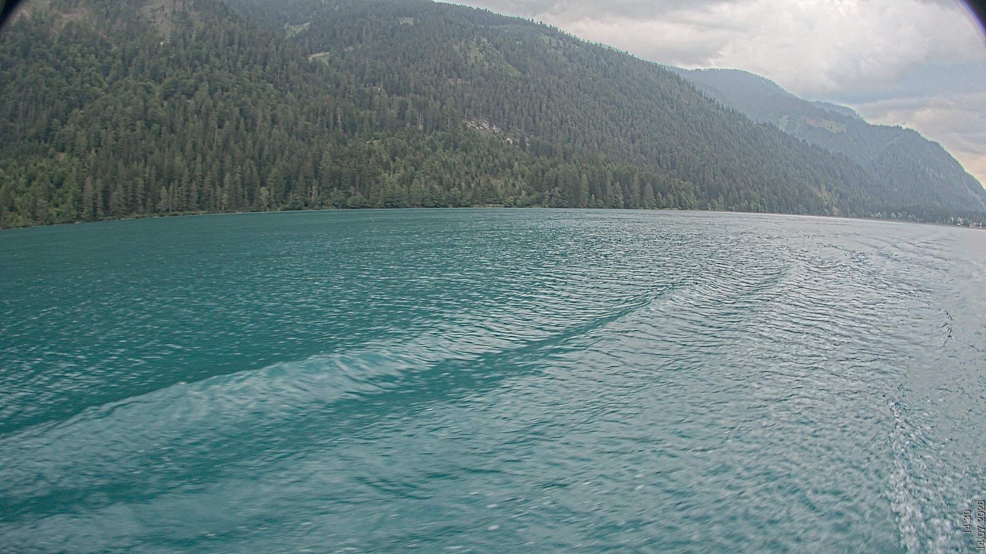 Archiv Foto Webcam Blick über den Weissensee in Kärnten