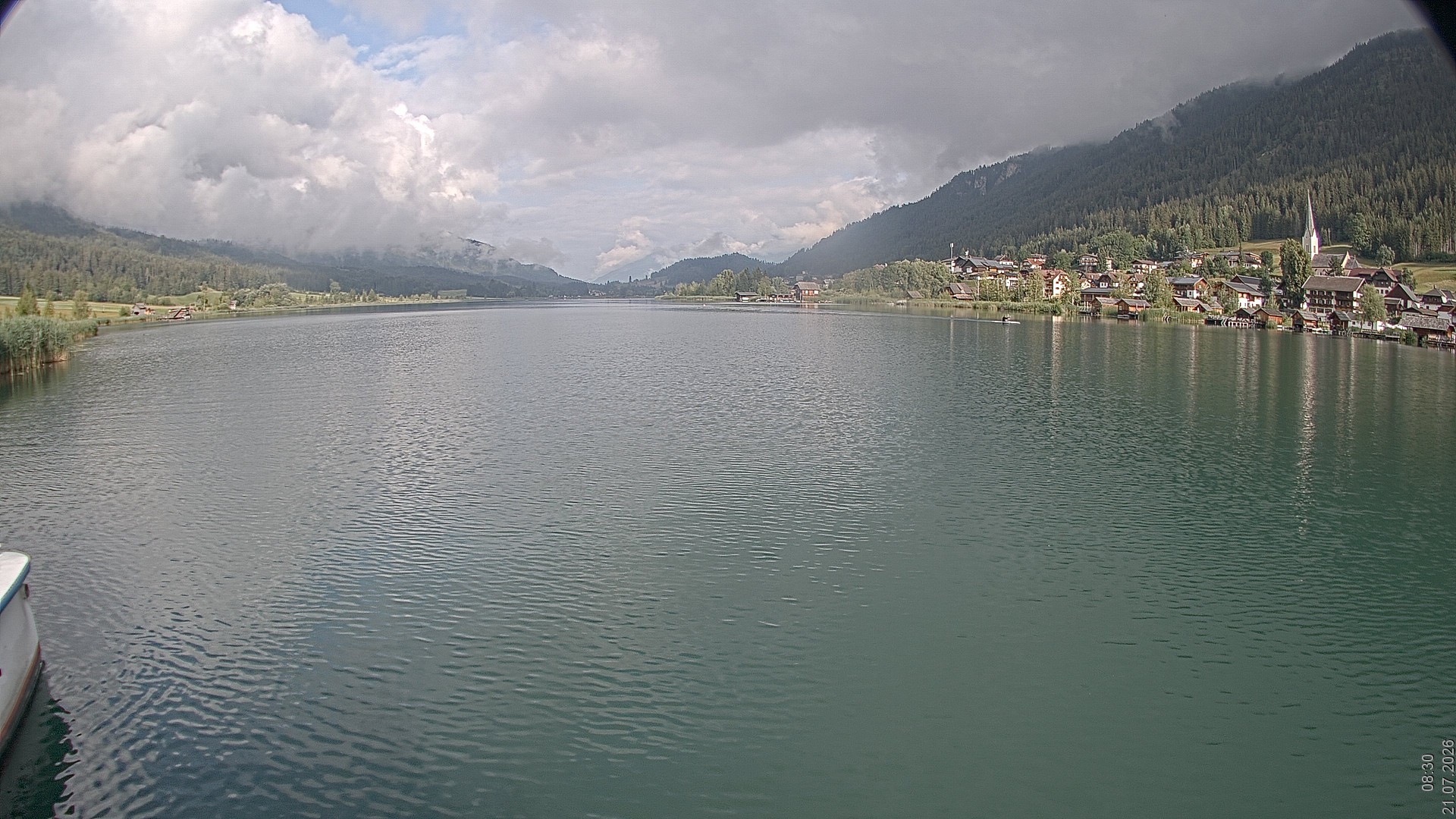 Archived image Webcam View of Lake Weissensee