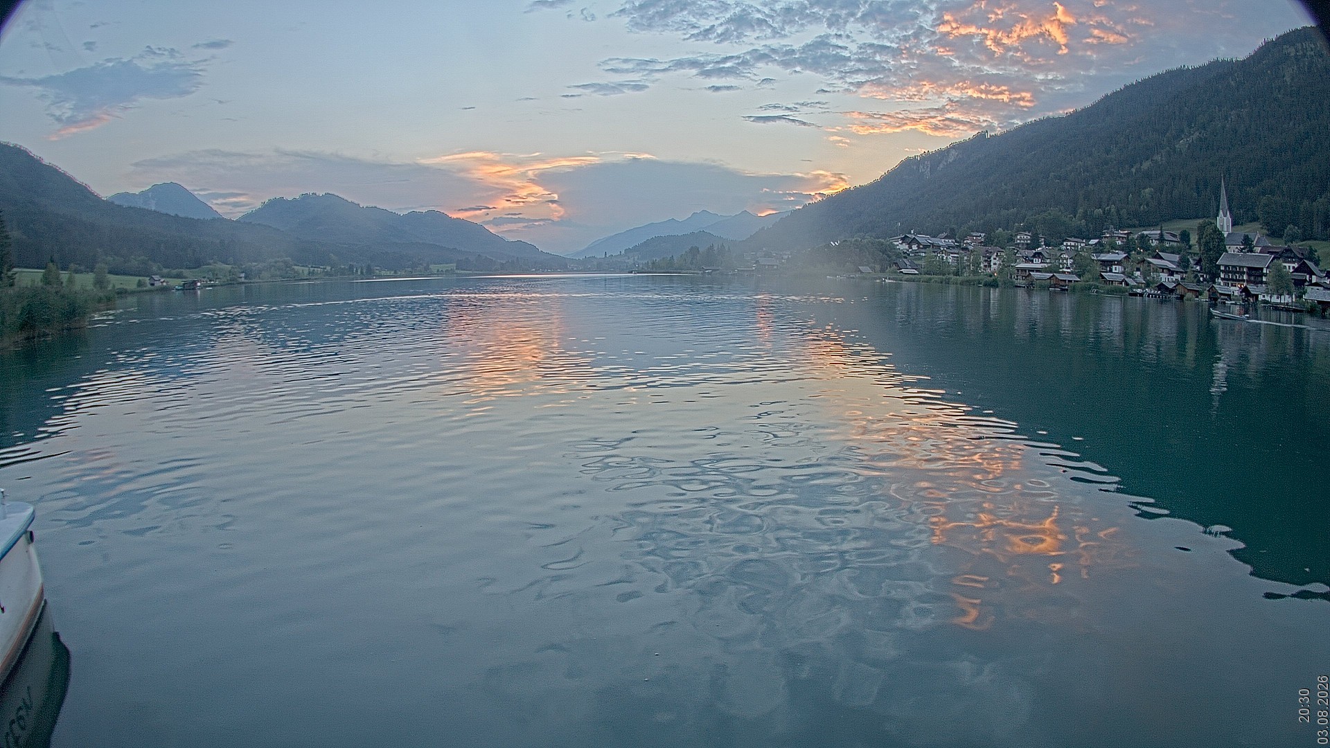 Archived image Webcam View of Lake Weissensee