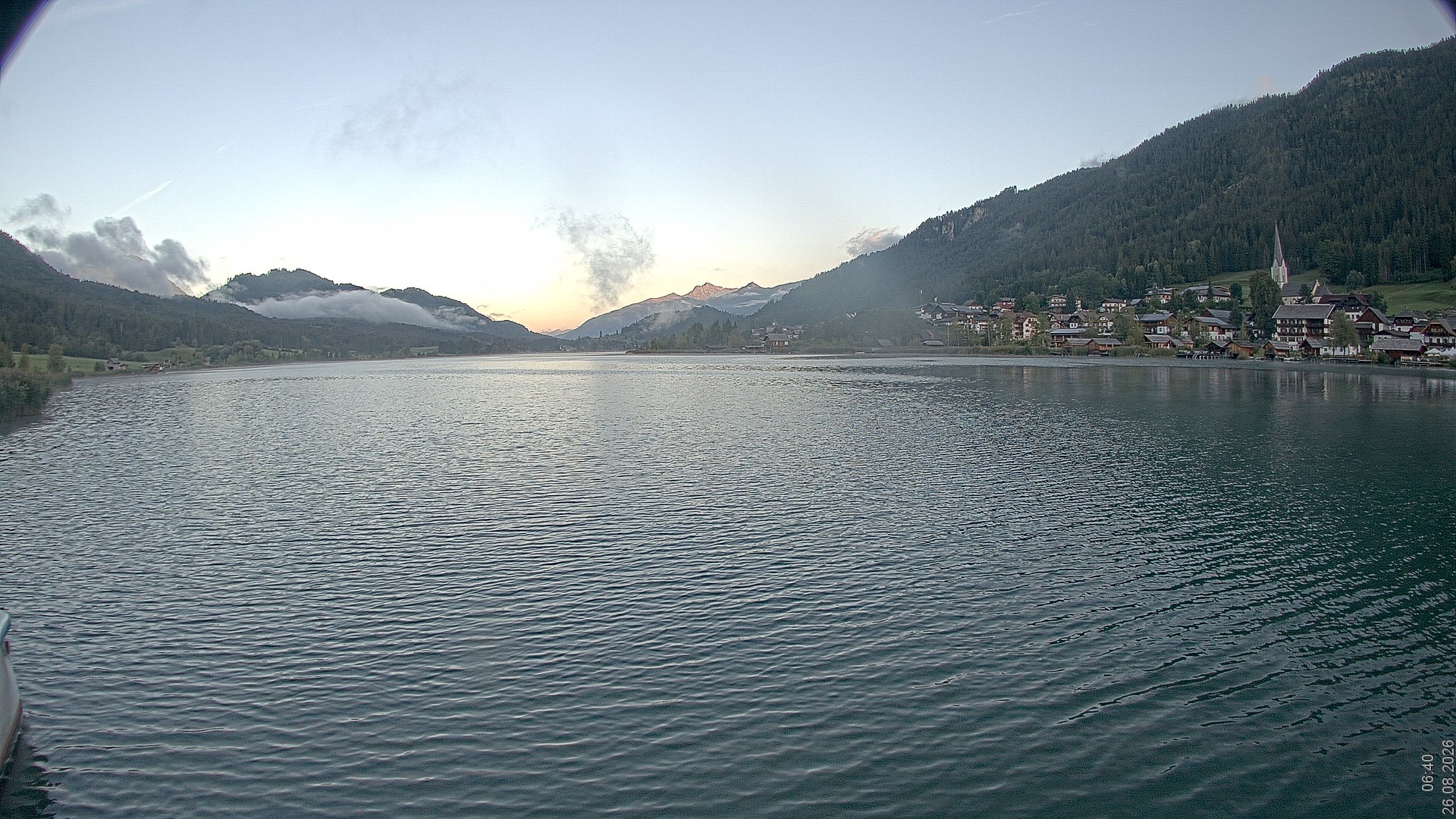Archived image Webcam View of Lake Weissensee