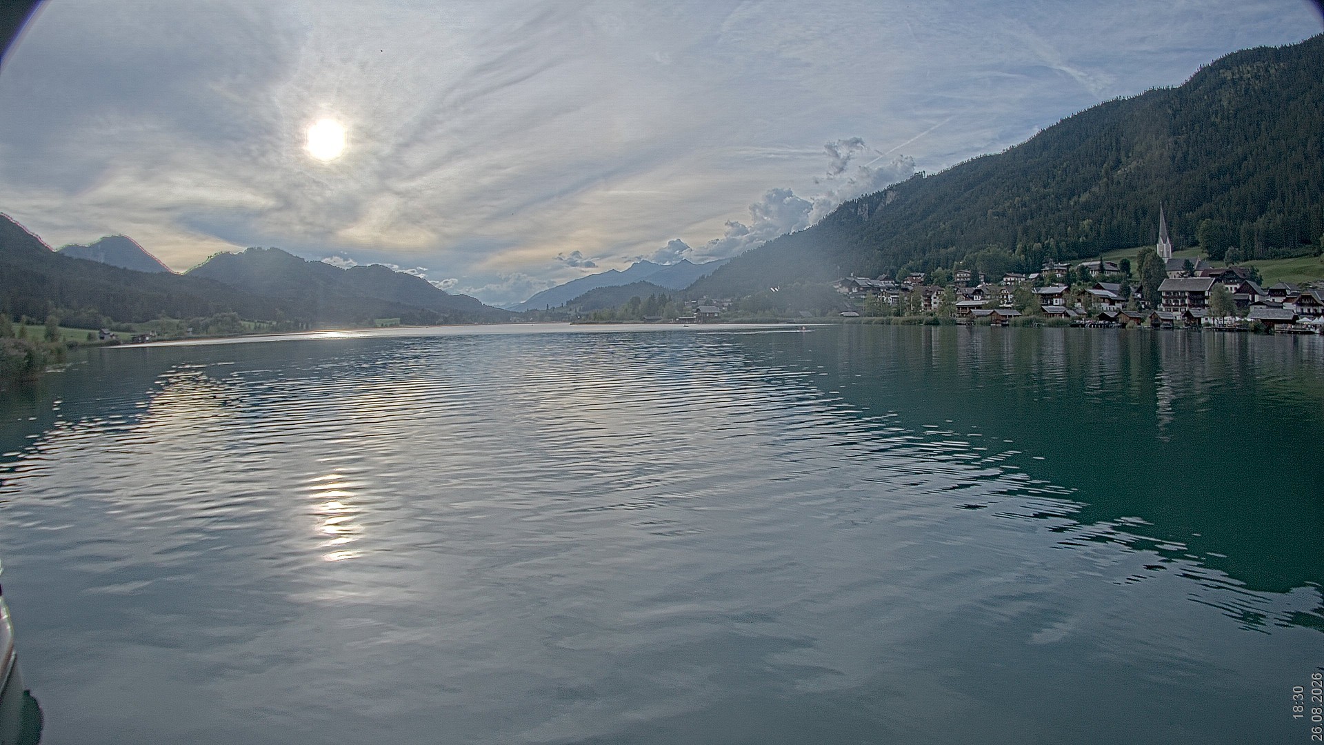 Archived image Webcam View of Lake Weissensee