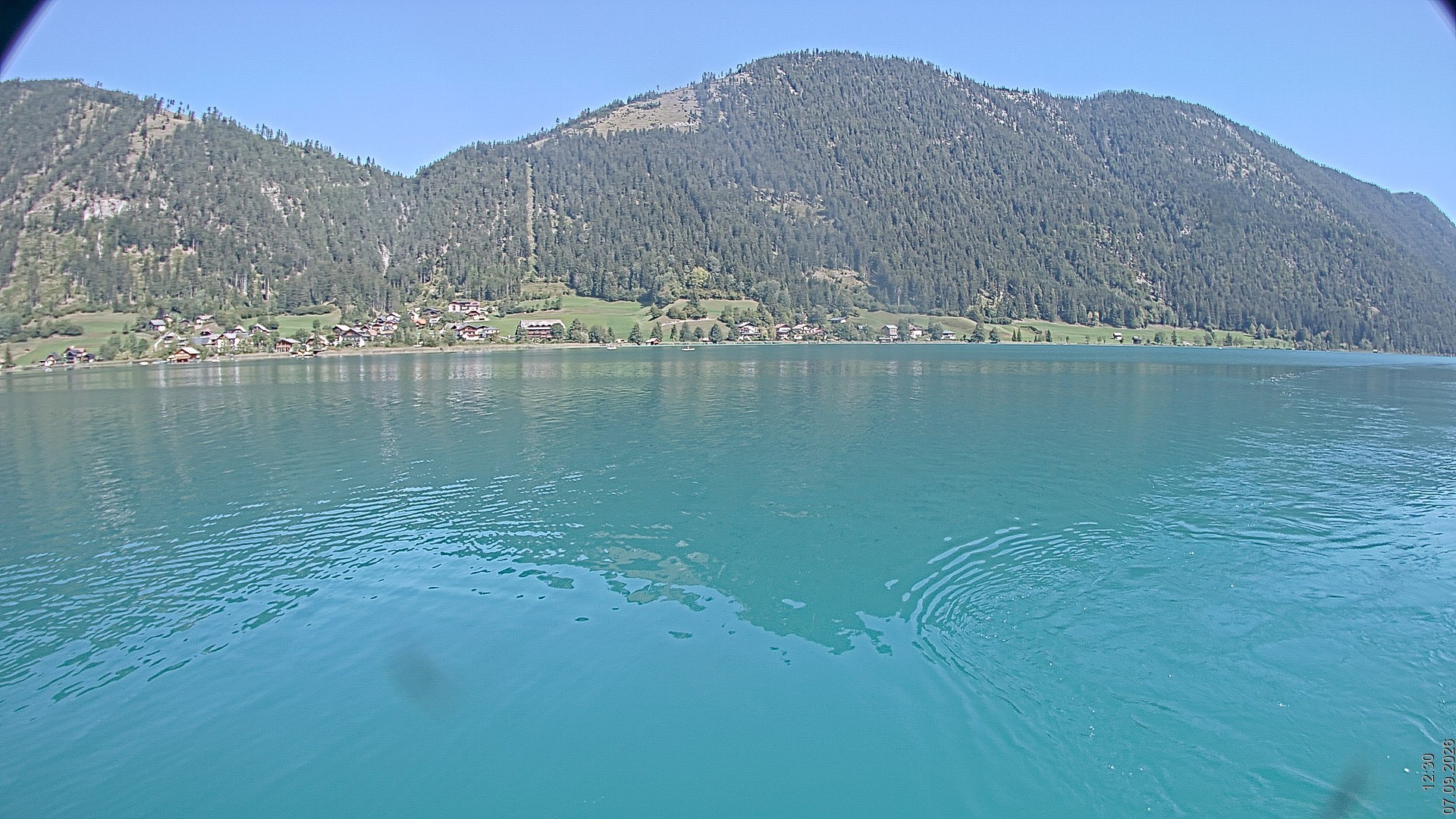 Archiv Foto Webcam Blick über den Weissensee in Kärnten