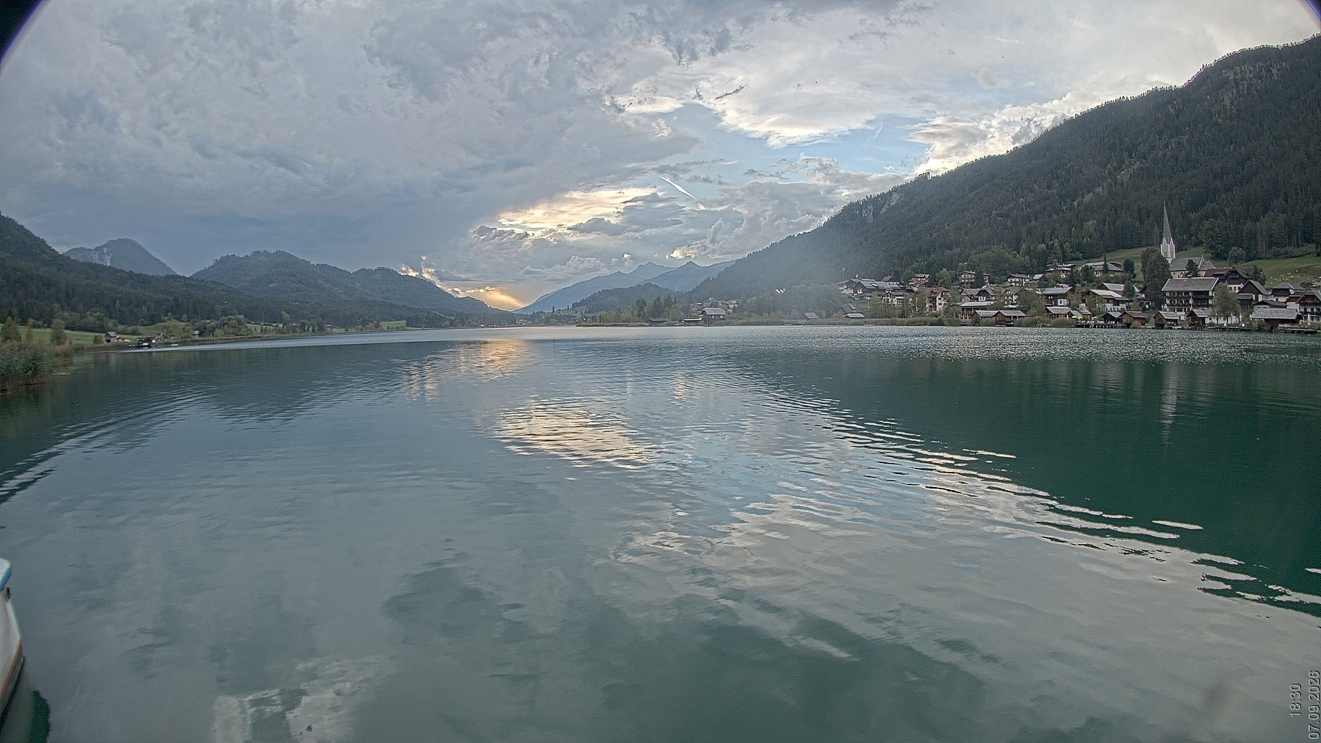 Archiv Foto Webcam Blick über den Weissensee in Kärnten