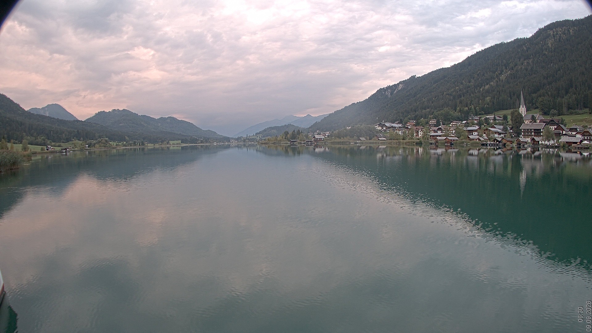 Archiv Foto Webcam Blick über den Weissensee in Kärnten