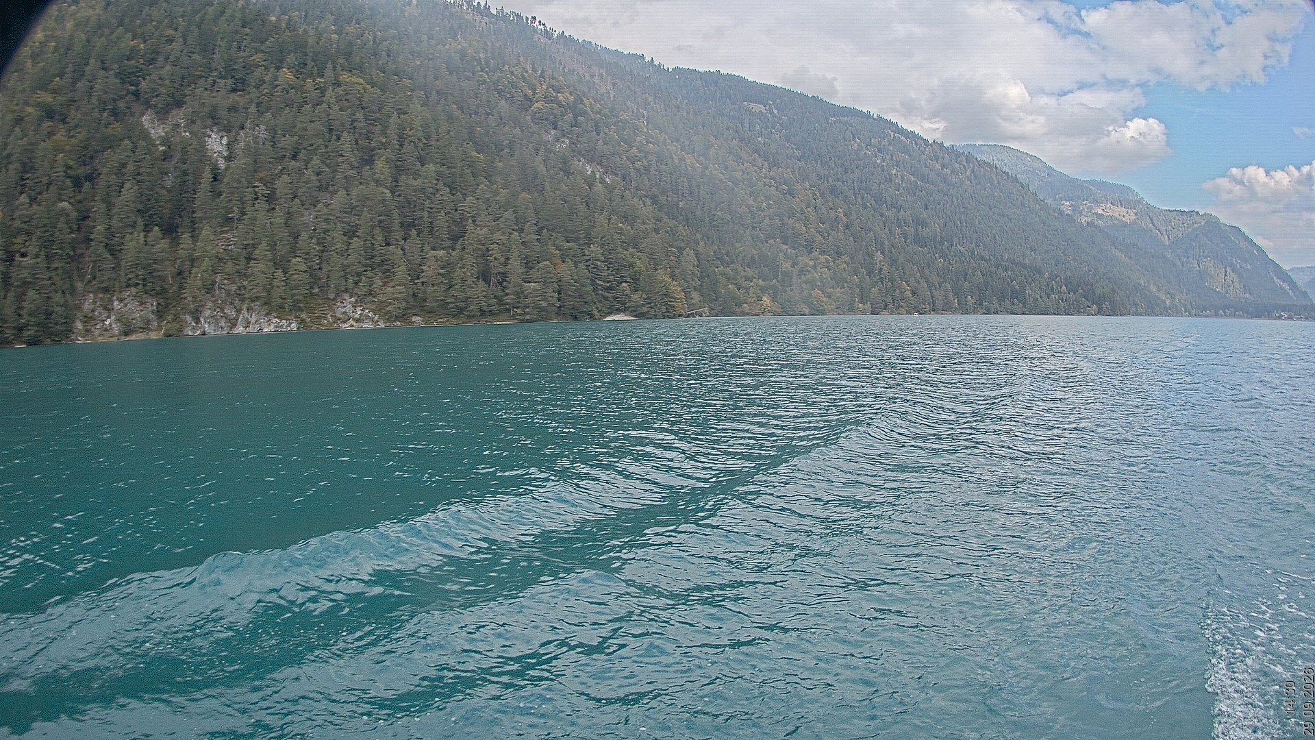 Archiv Foto Webcam Blick über den Weissensee in Kärnten