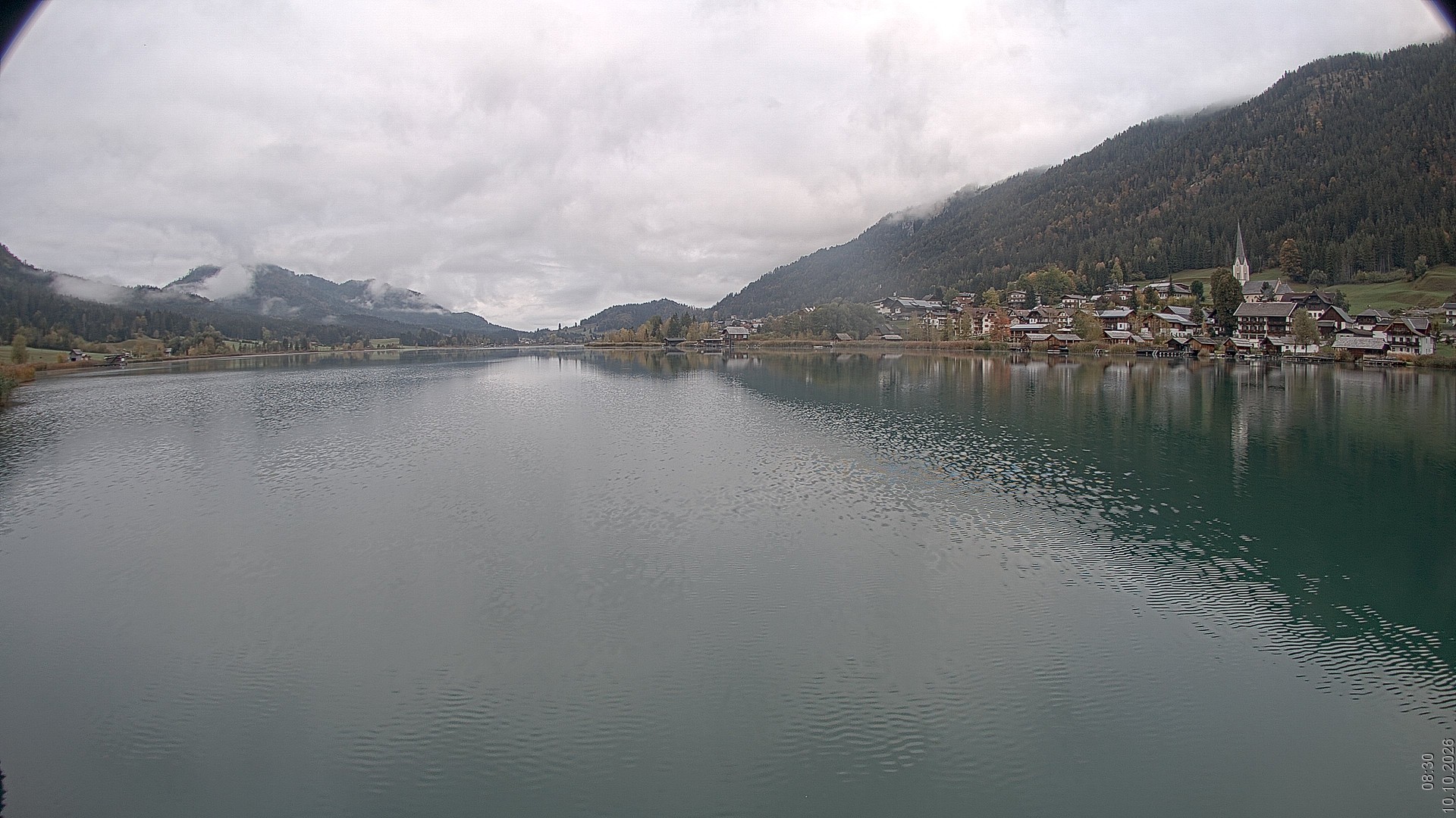 Archived image Webcam View of Lake Weissensee