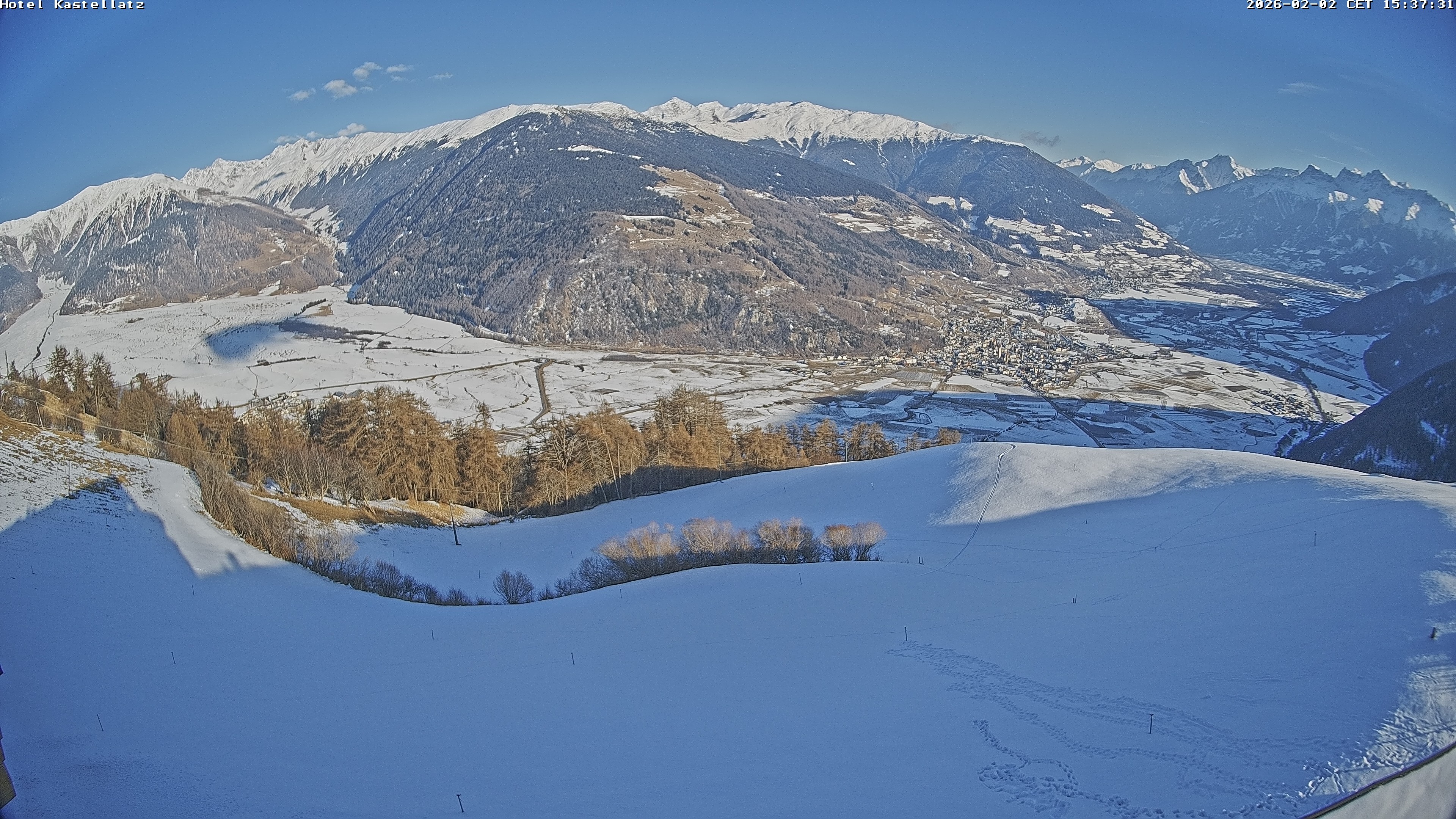 Archiv Foto Webcam Ausblick Kastellatz - Mals