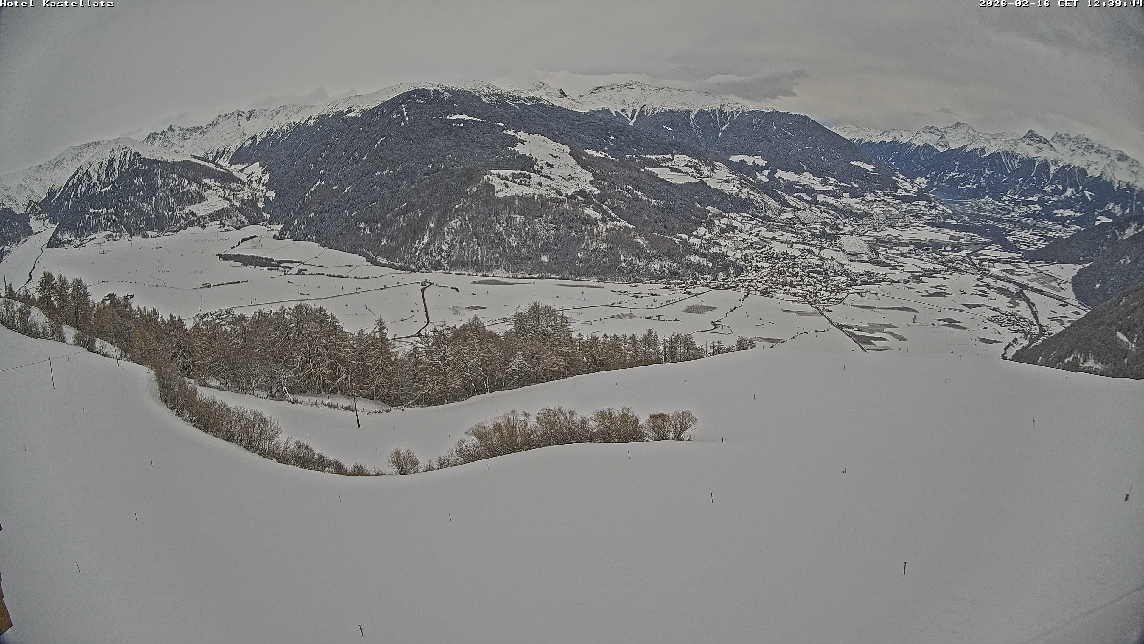 Archiv Foto Webcam Ausblick Kastellatz - Mals