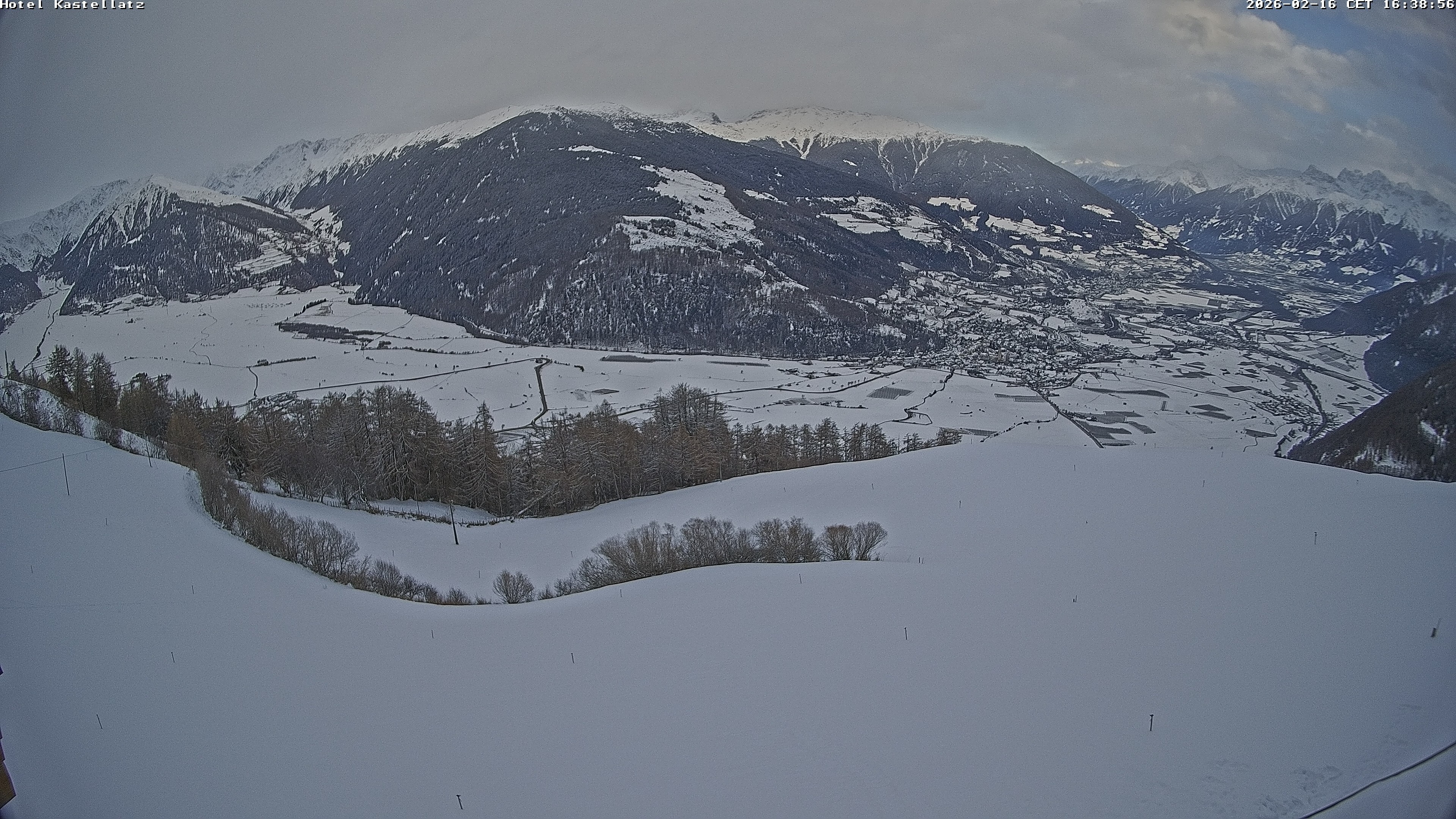 Archiv Foto Webcam Ausblick Kastellatz - Mals