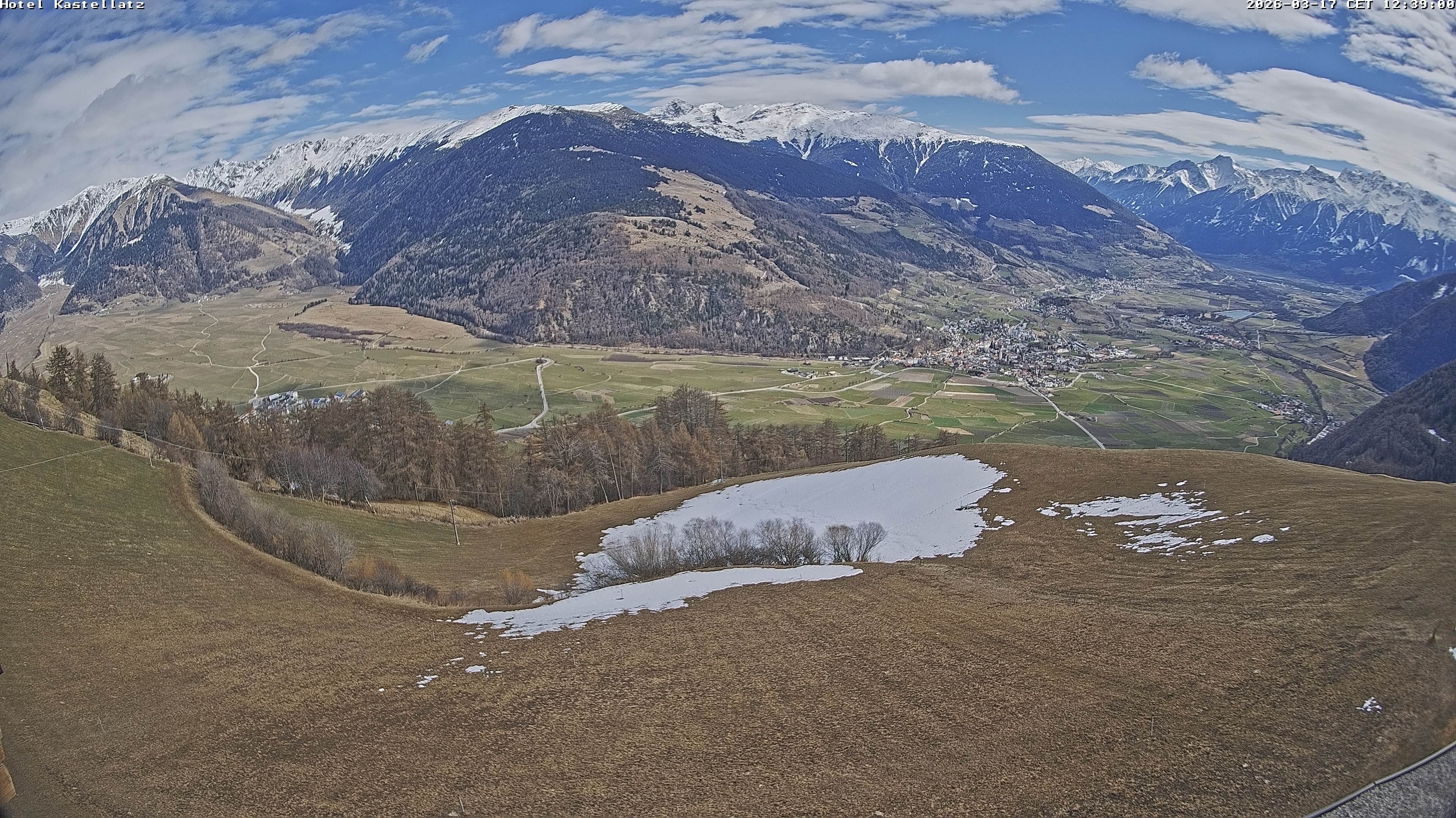 Archiv Foto Webcam Ausblick Kastellatz - Mals