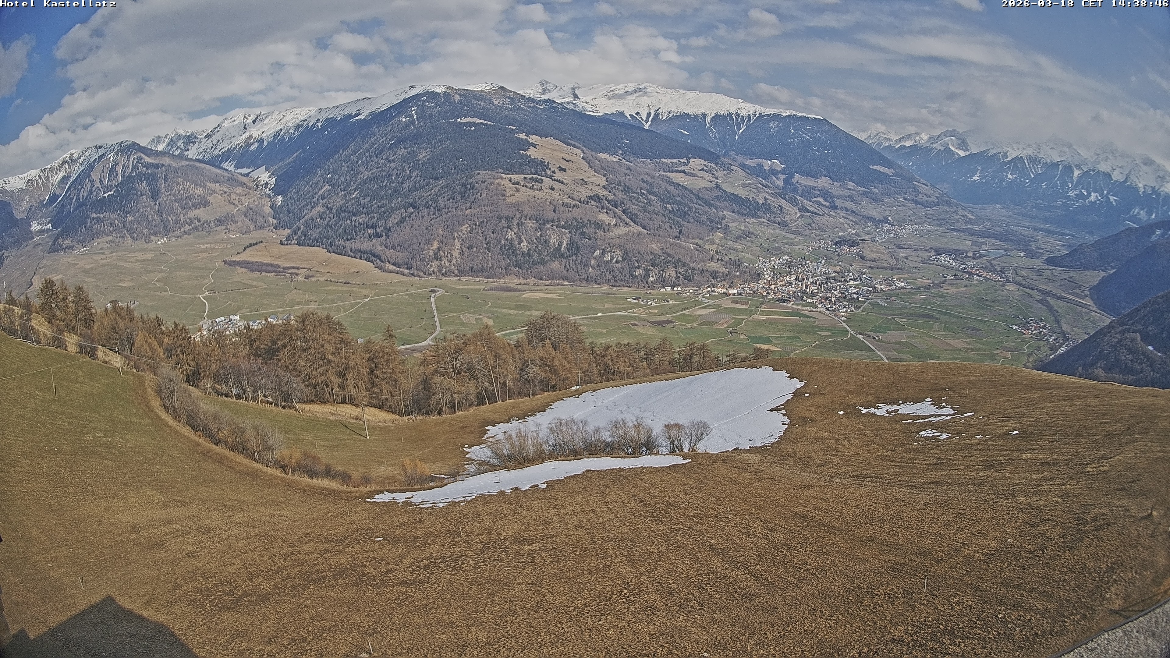 Archiv Foto Webcam Ausblick Kastellatz - Mals