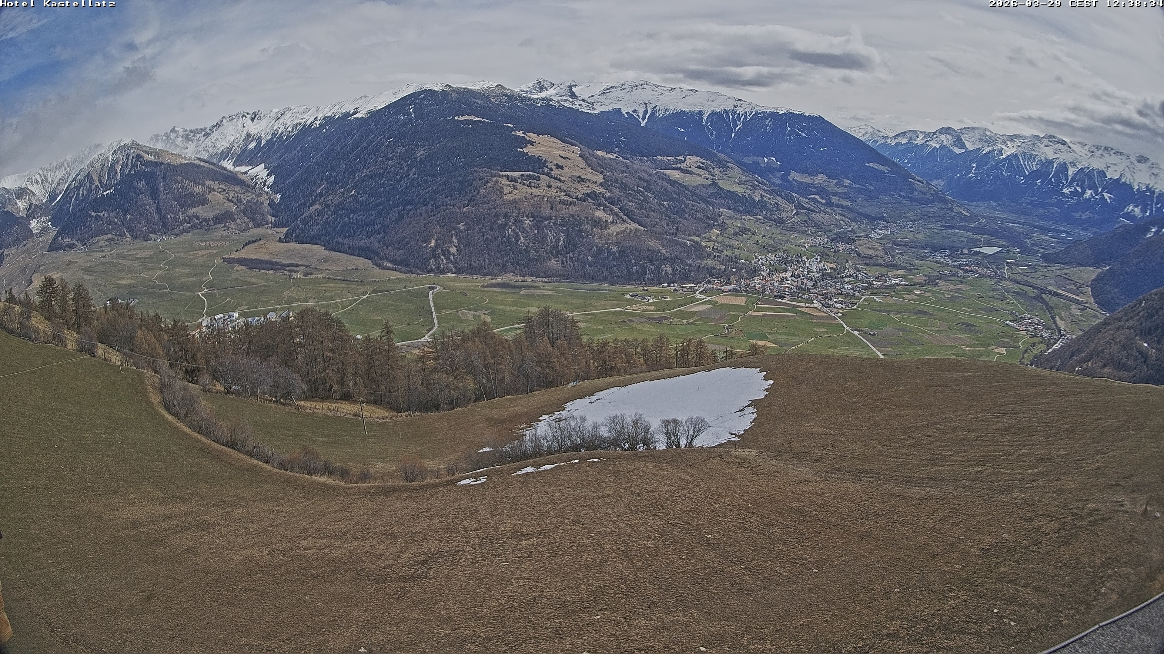 Archiv Foto Webcam Ausblick Kastellatz - Mals