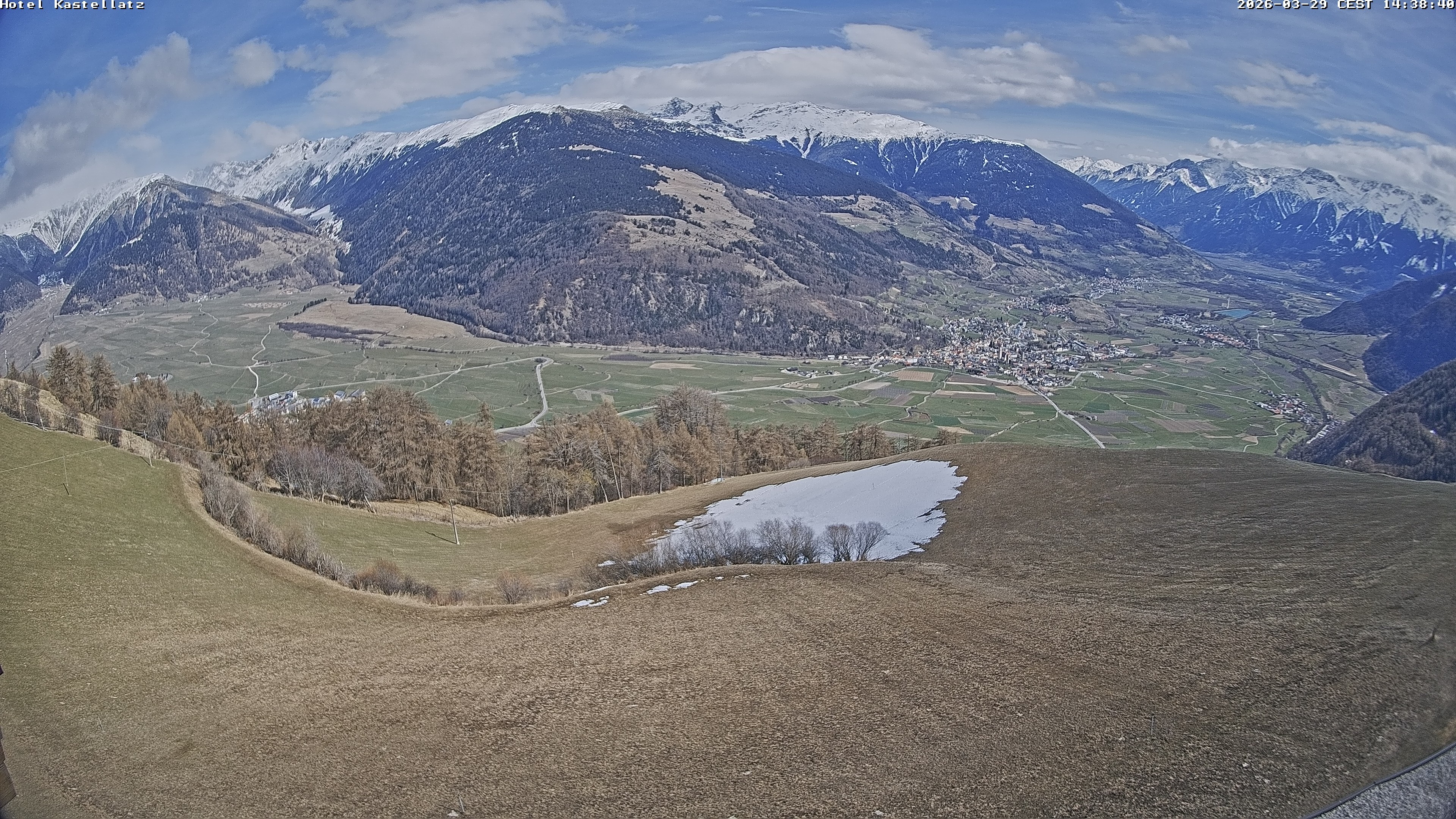 Archiv Foto Webcam Ausblick Kastellatz - Mals